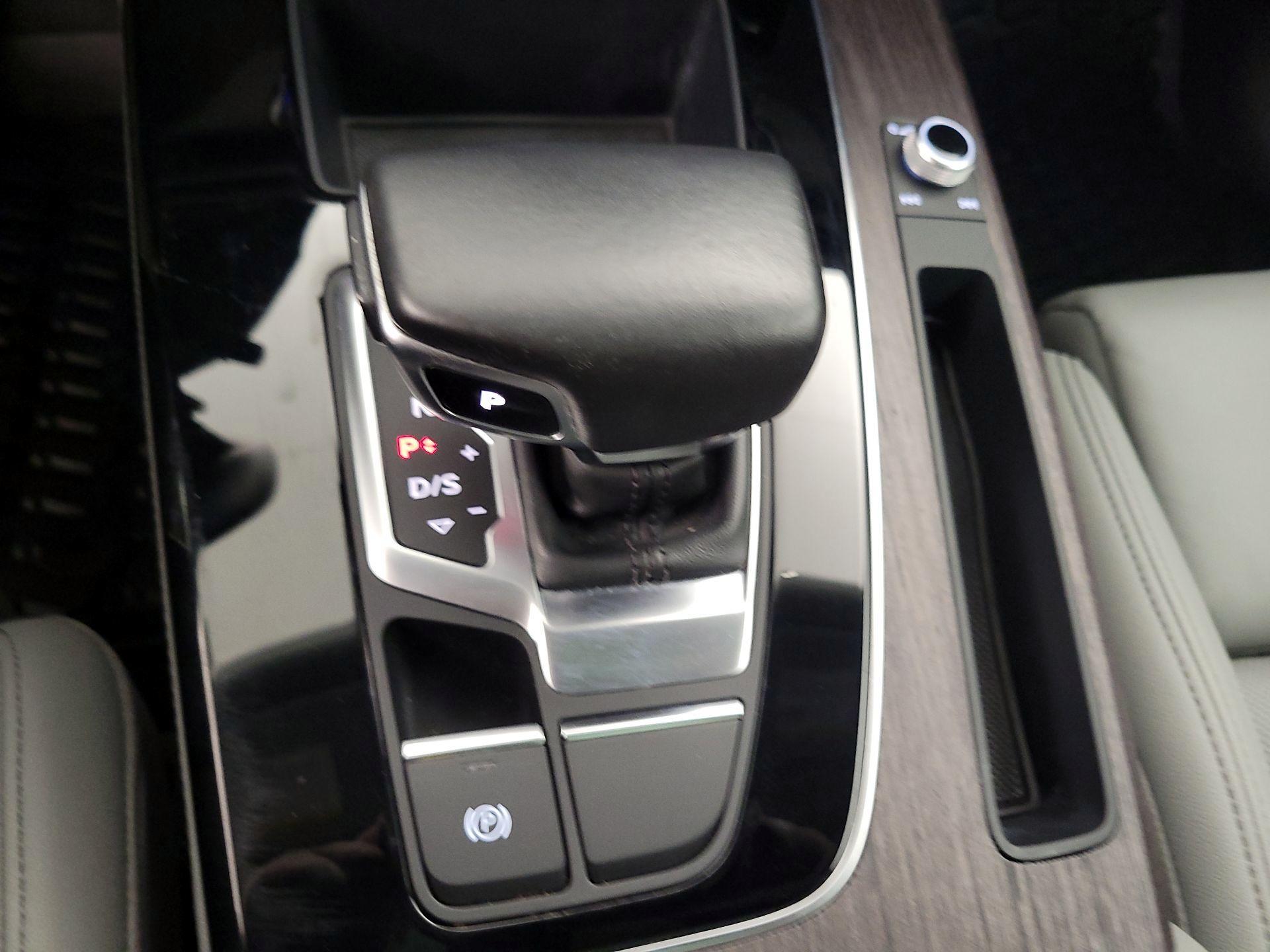Thumbnail: 2021 Audi Q5 - 17