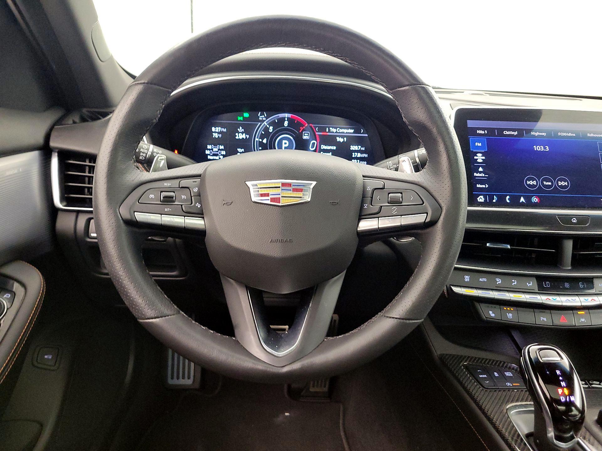 Thumbnail: 2024 Cadillac CT5 - 10