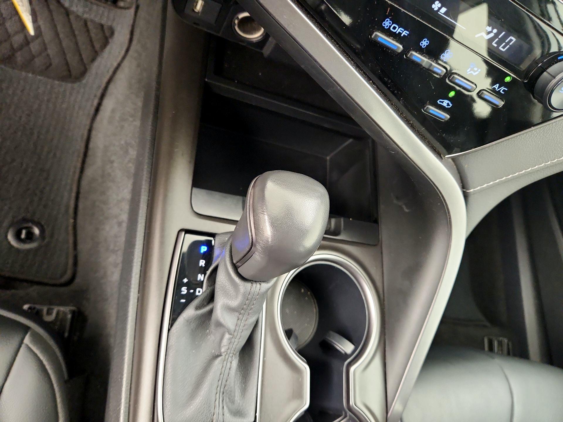 Thumbnail: 2024 Toyota Camry - 17