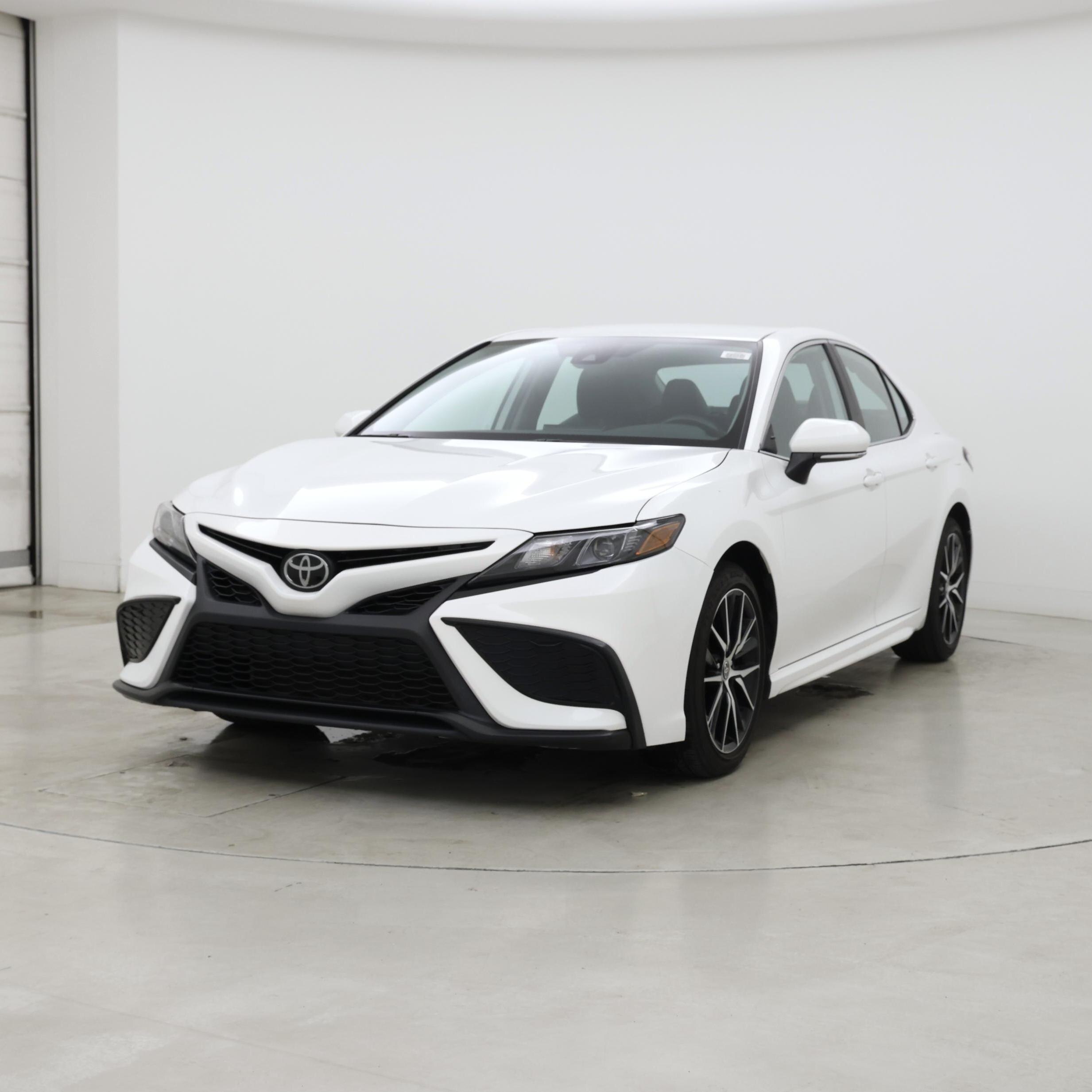 Thumbnail: 2024 Toyota Camry - 4