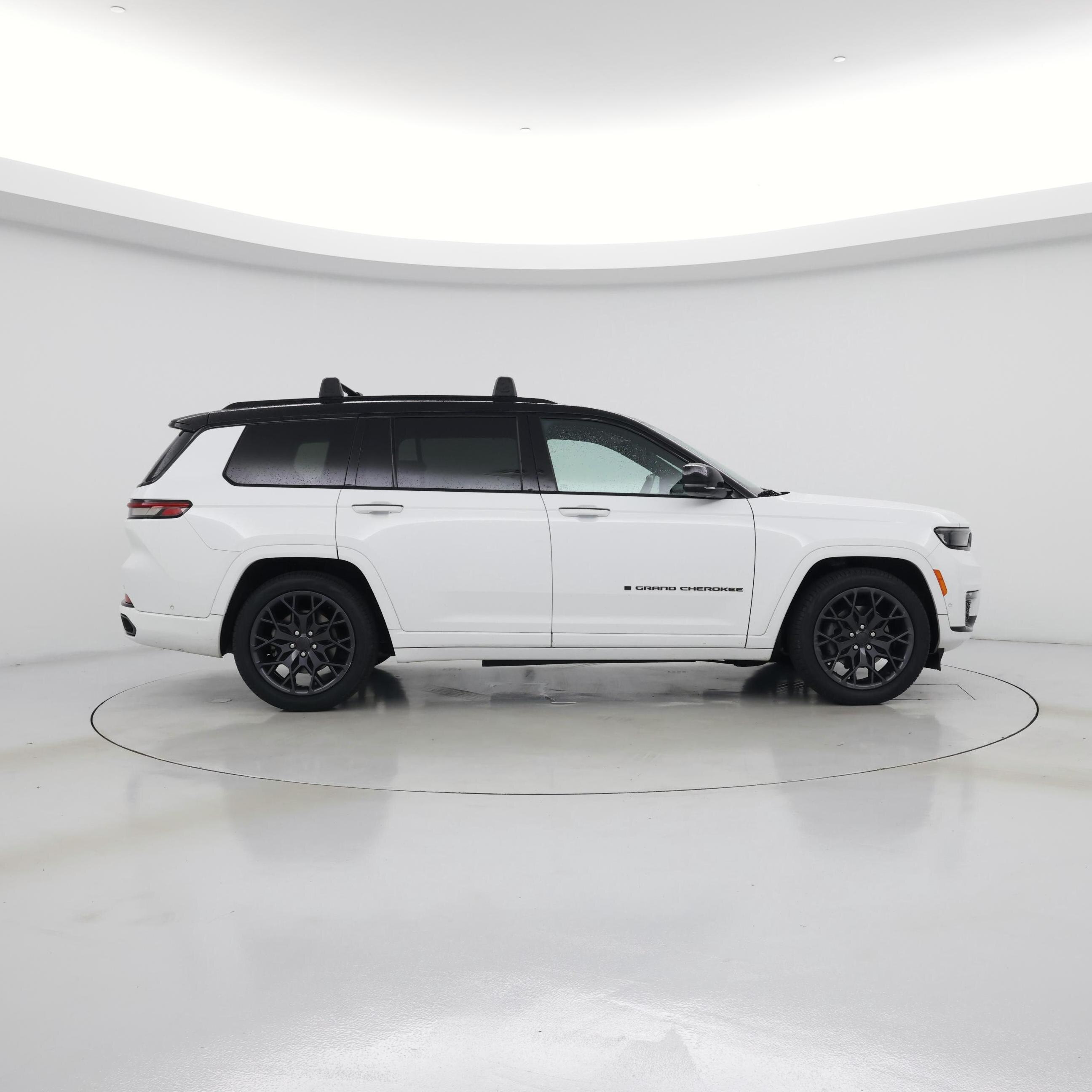 Thumbnail: 2023 Jeep Grand Cherokee L - 7
