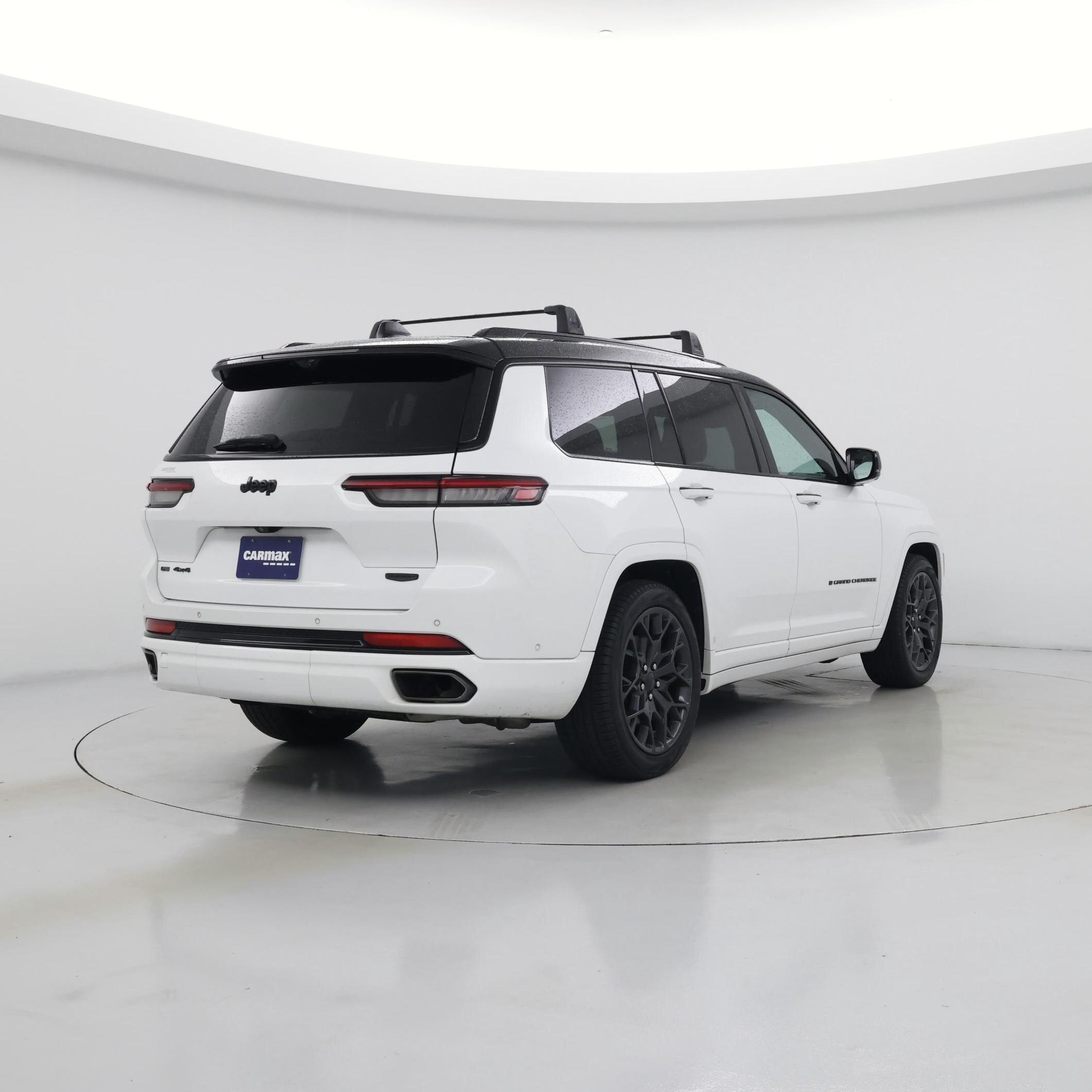 Thumbnail: 2023 Jeep Grand Cherokee L - 8