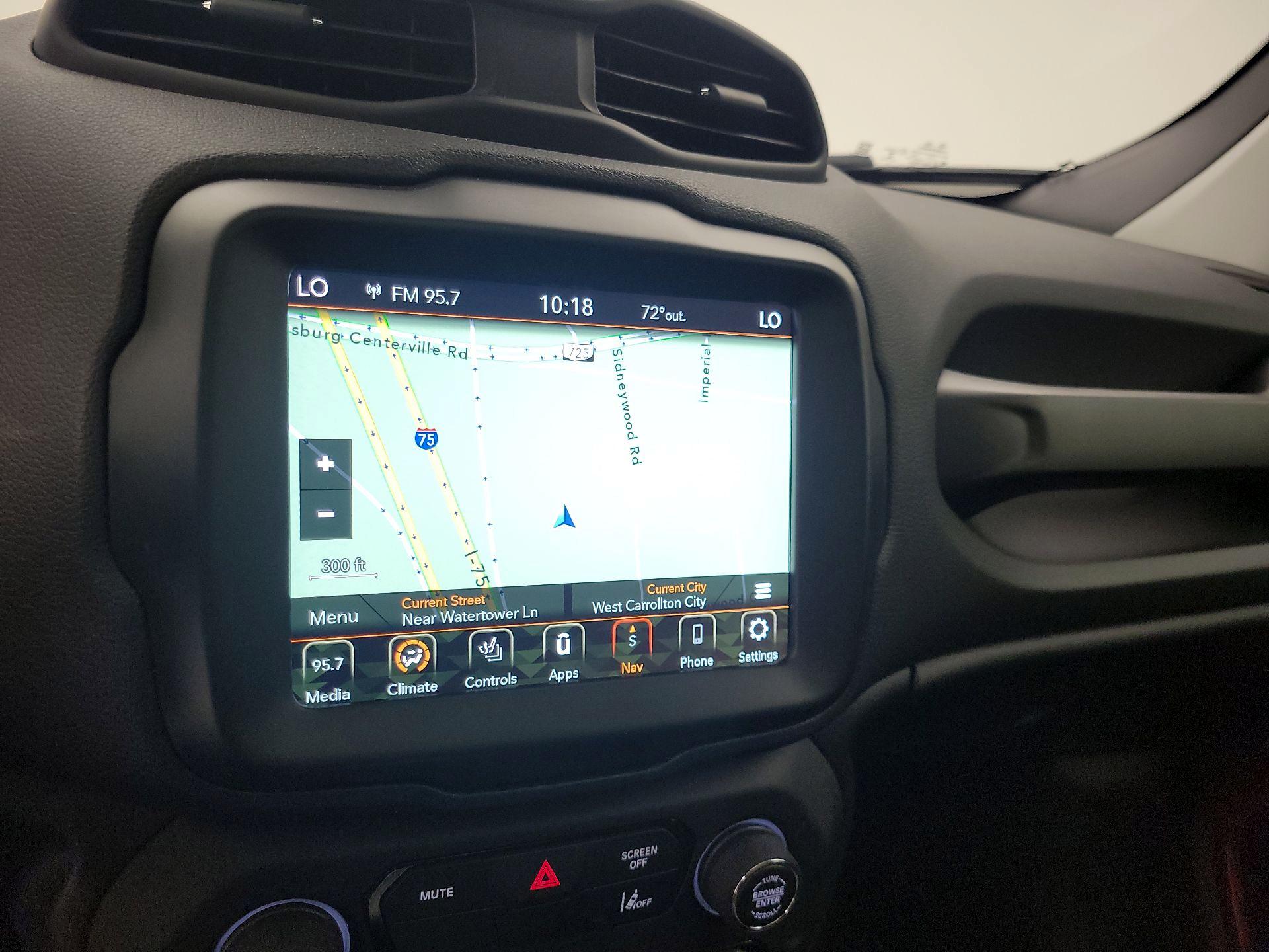 Thumbnail: 2022 Jeep Renegade - 14