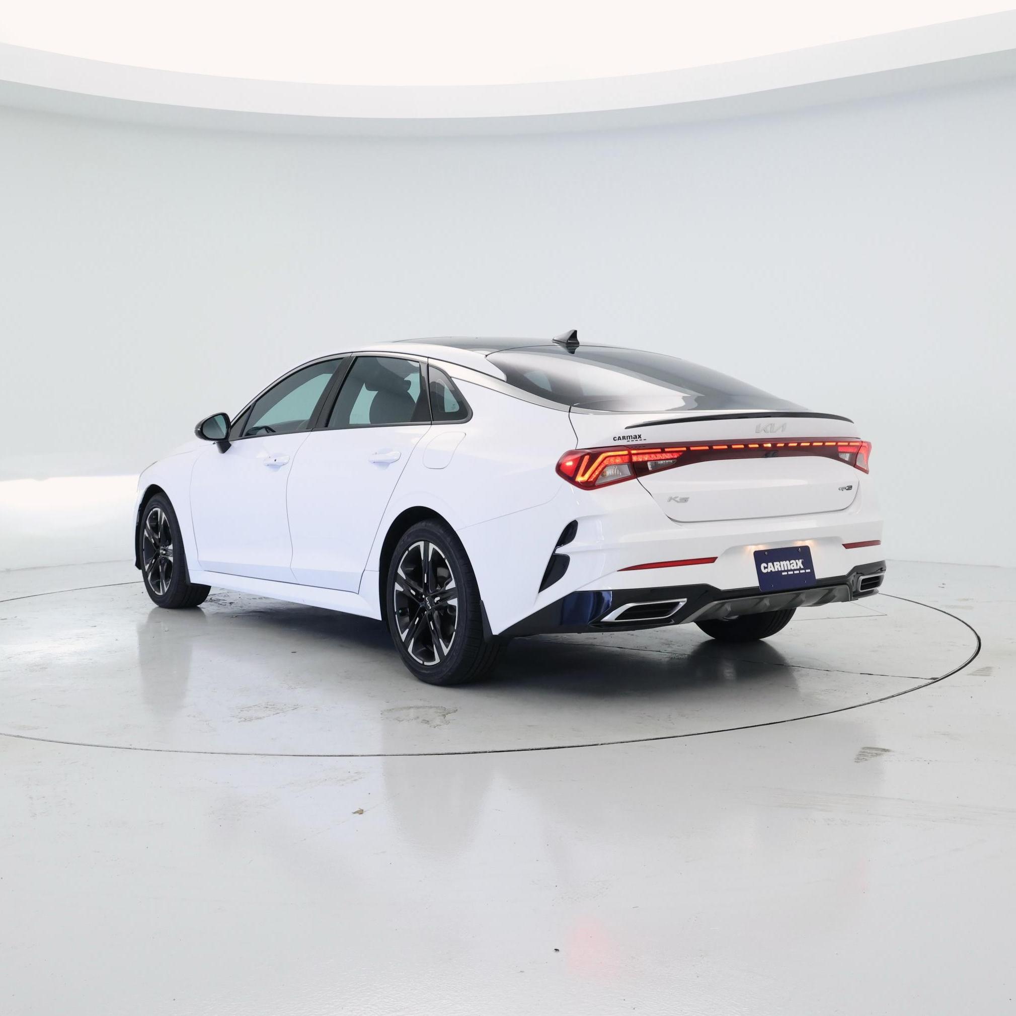 Thumbnail: 2022 Kia K5 - 2