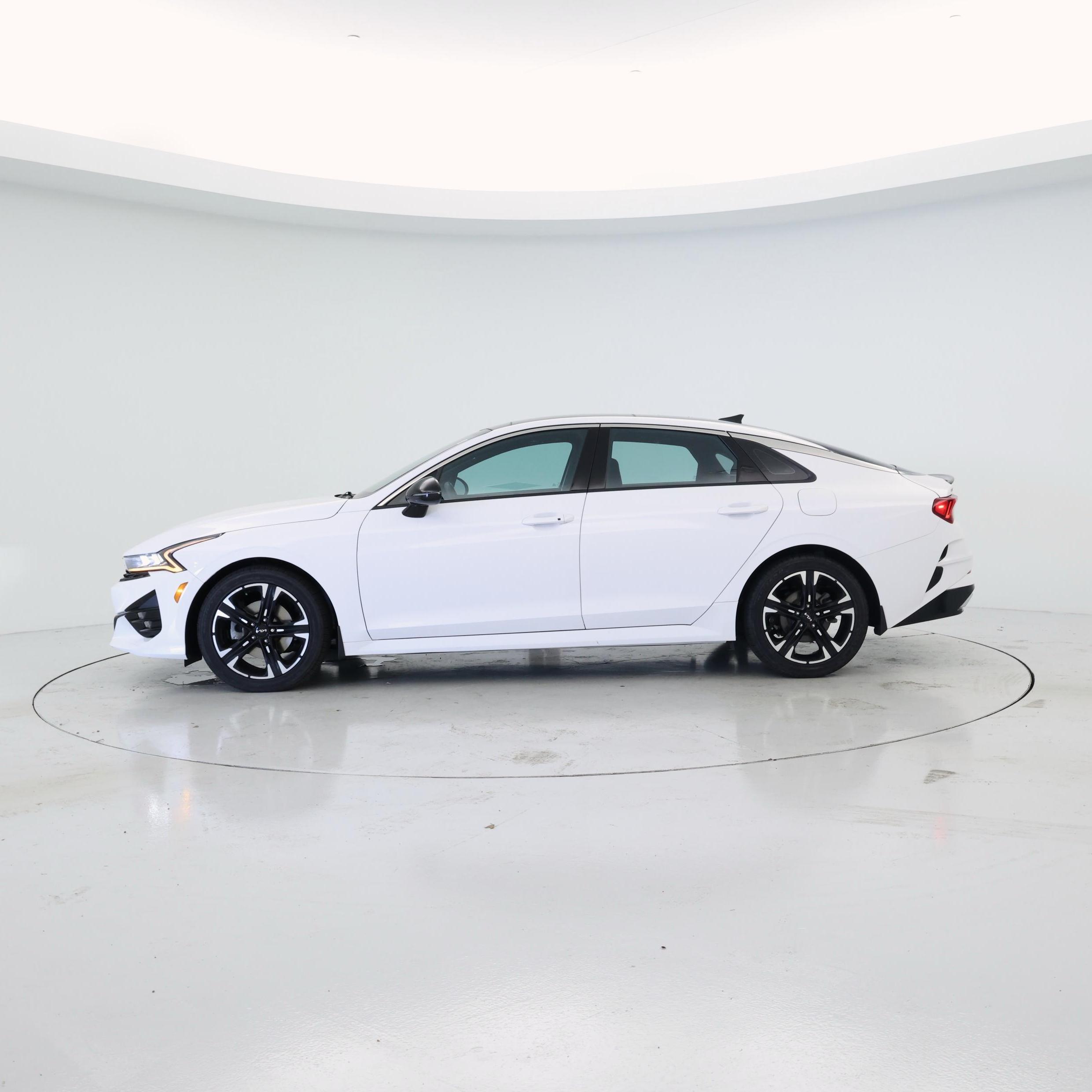 Thumbnail: 2022 Kia K5 - 3