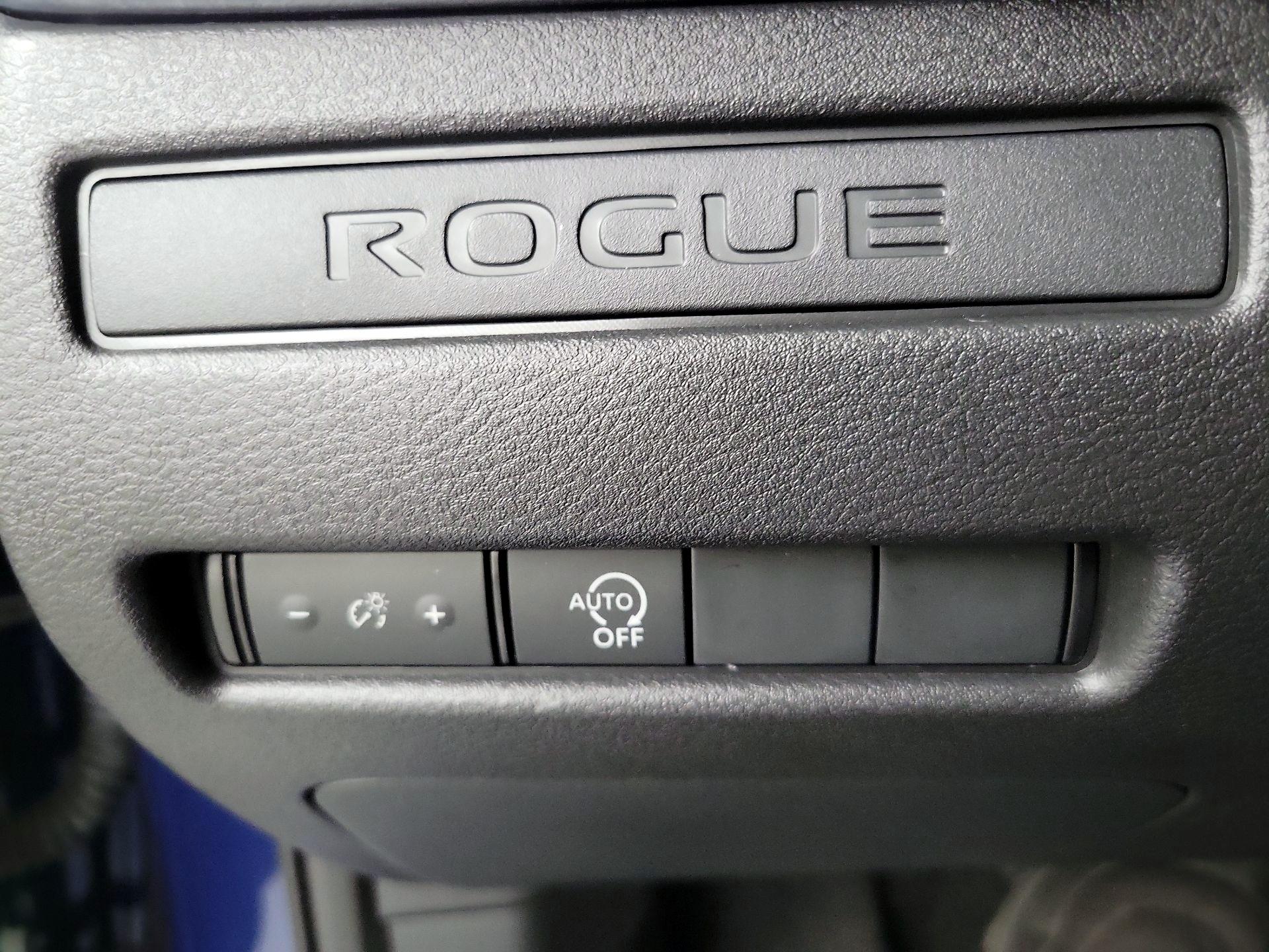 Thumbnail: 2023 Nissan Rogue - 13