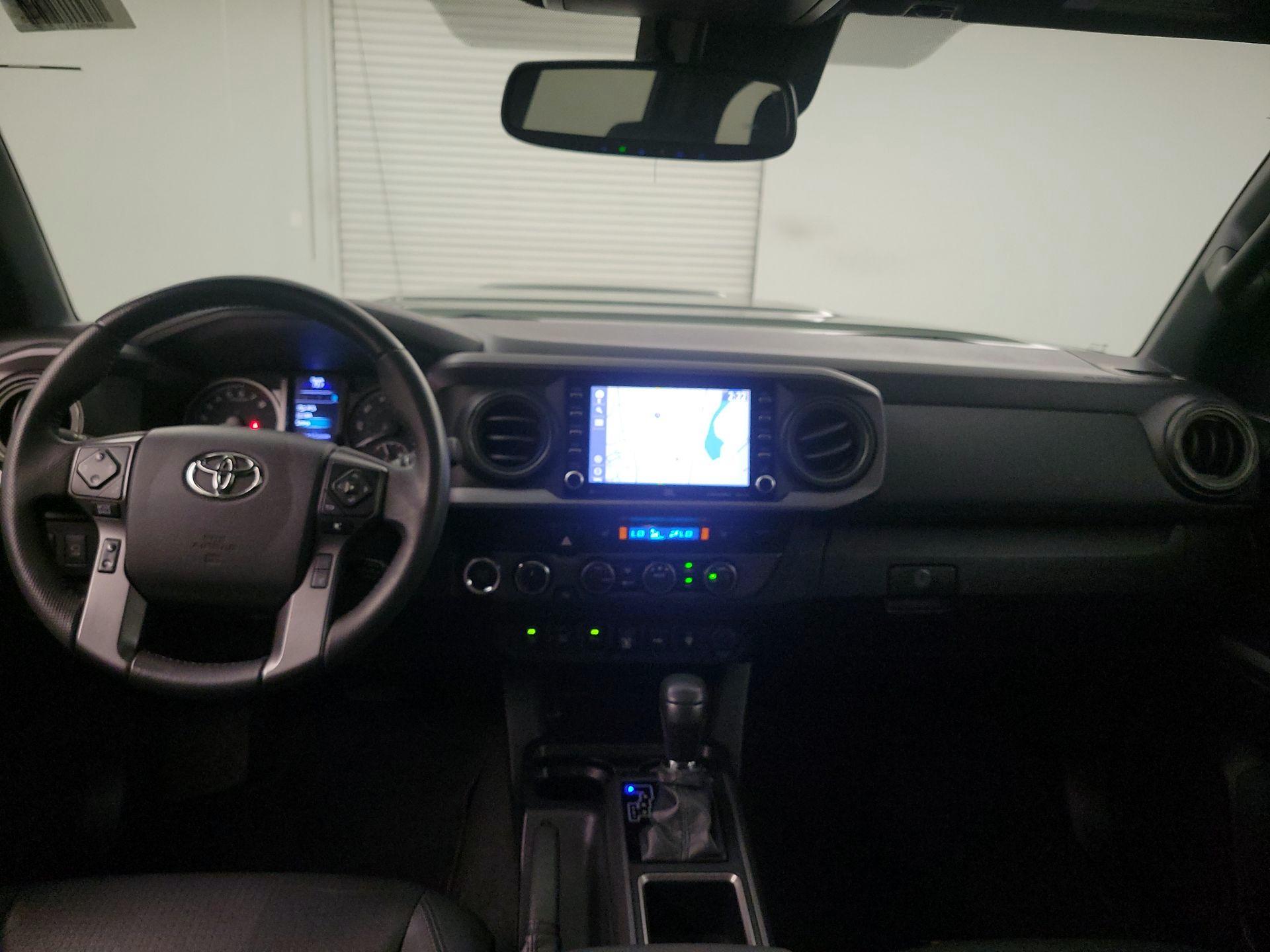 Thumbnail: 2022 Toyota Tacoma - 9