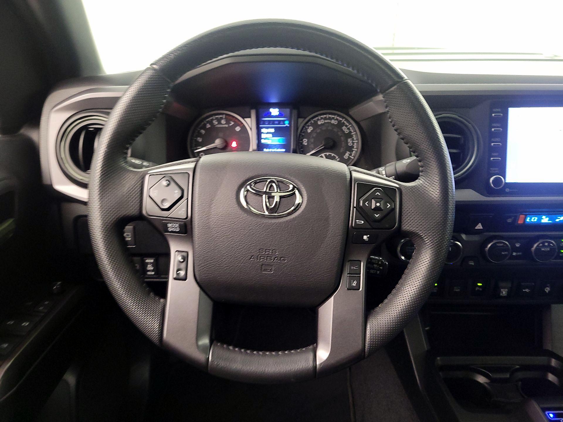 Thumbnail: 2022 Toyota Tacoma - 10