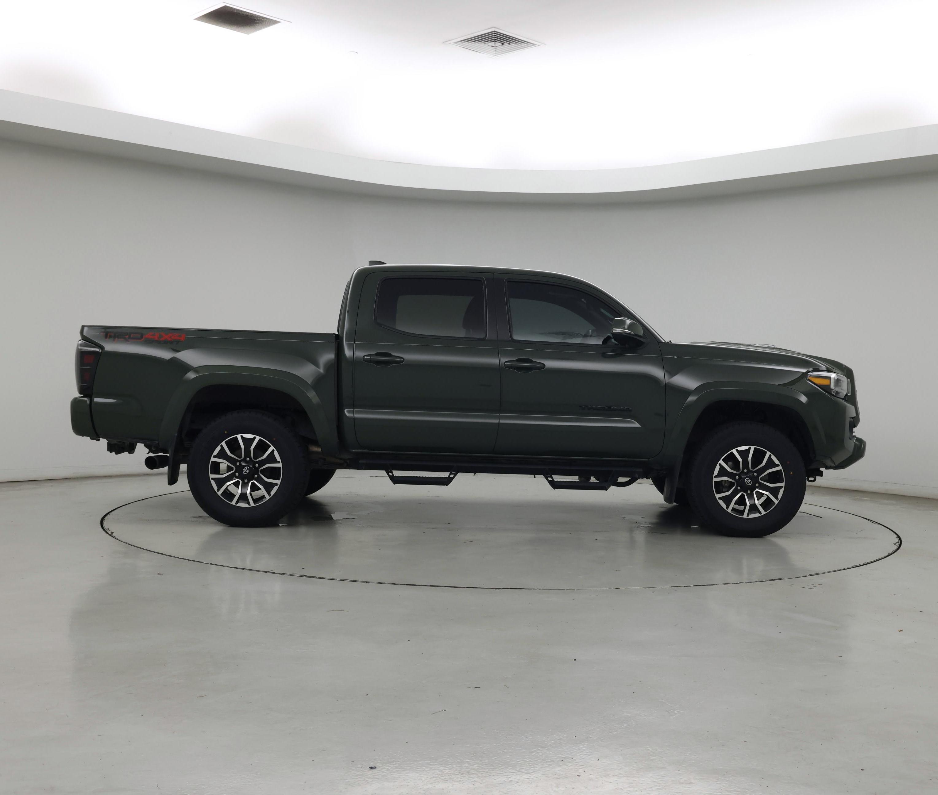 Thumbnail: 2022 Toyota Tacoma - 7