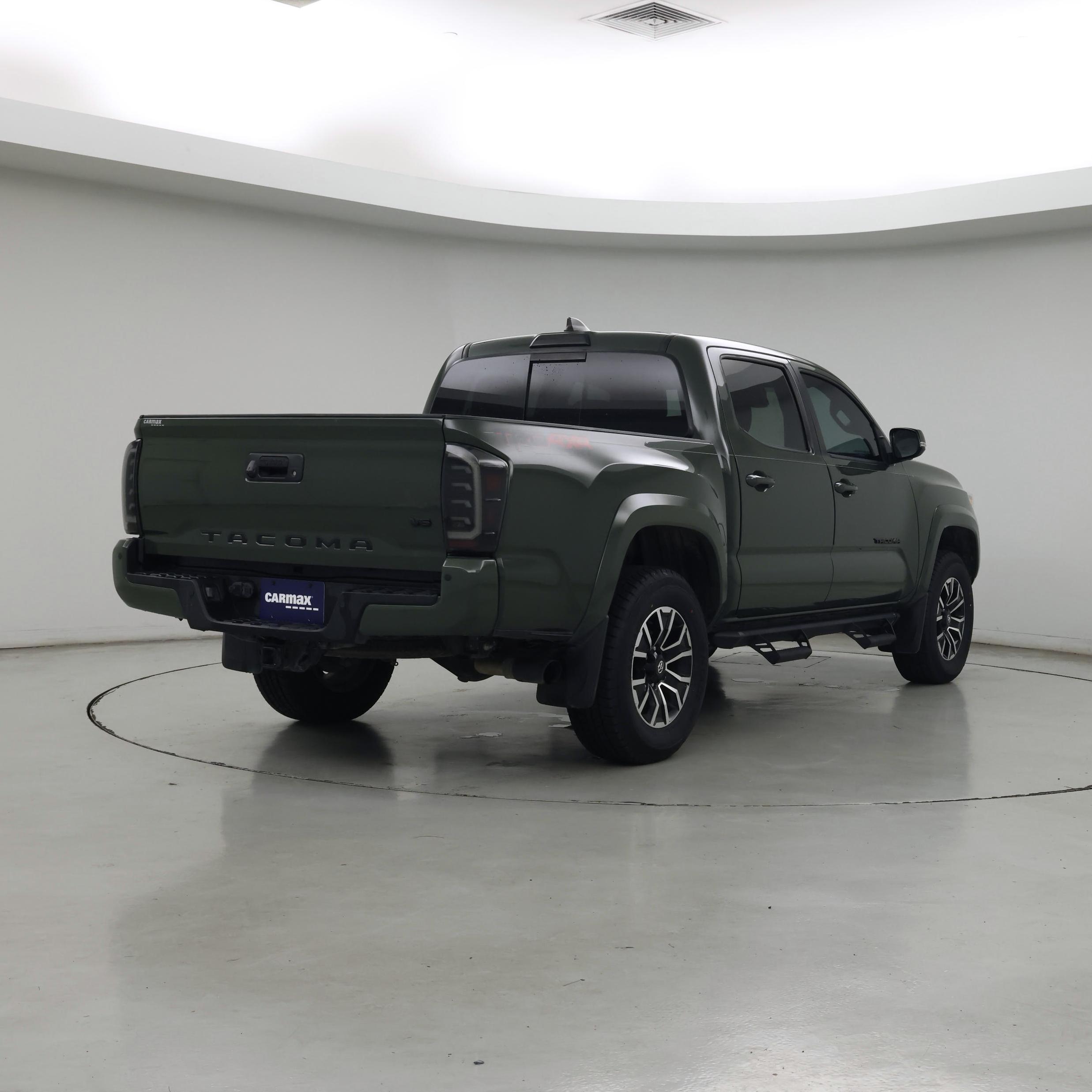 Thumbnail: 2022 Toyota Tacoma - 8