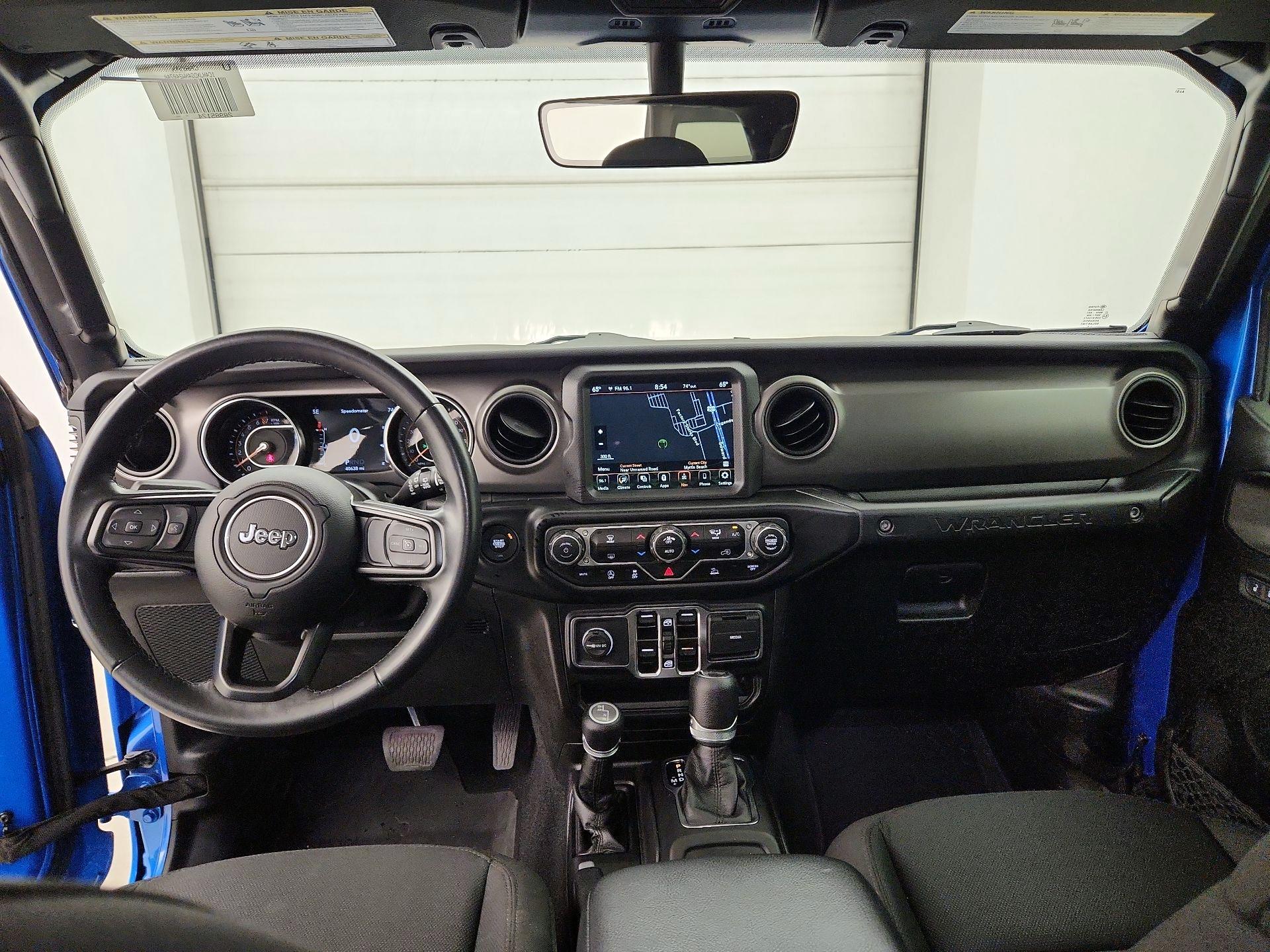 Thumbnail: 2022 Jeep Wrangler - 9