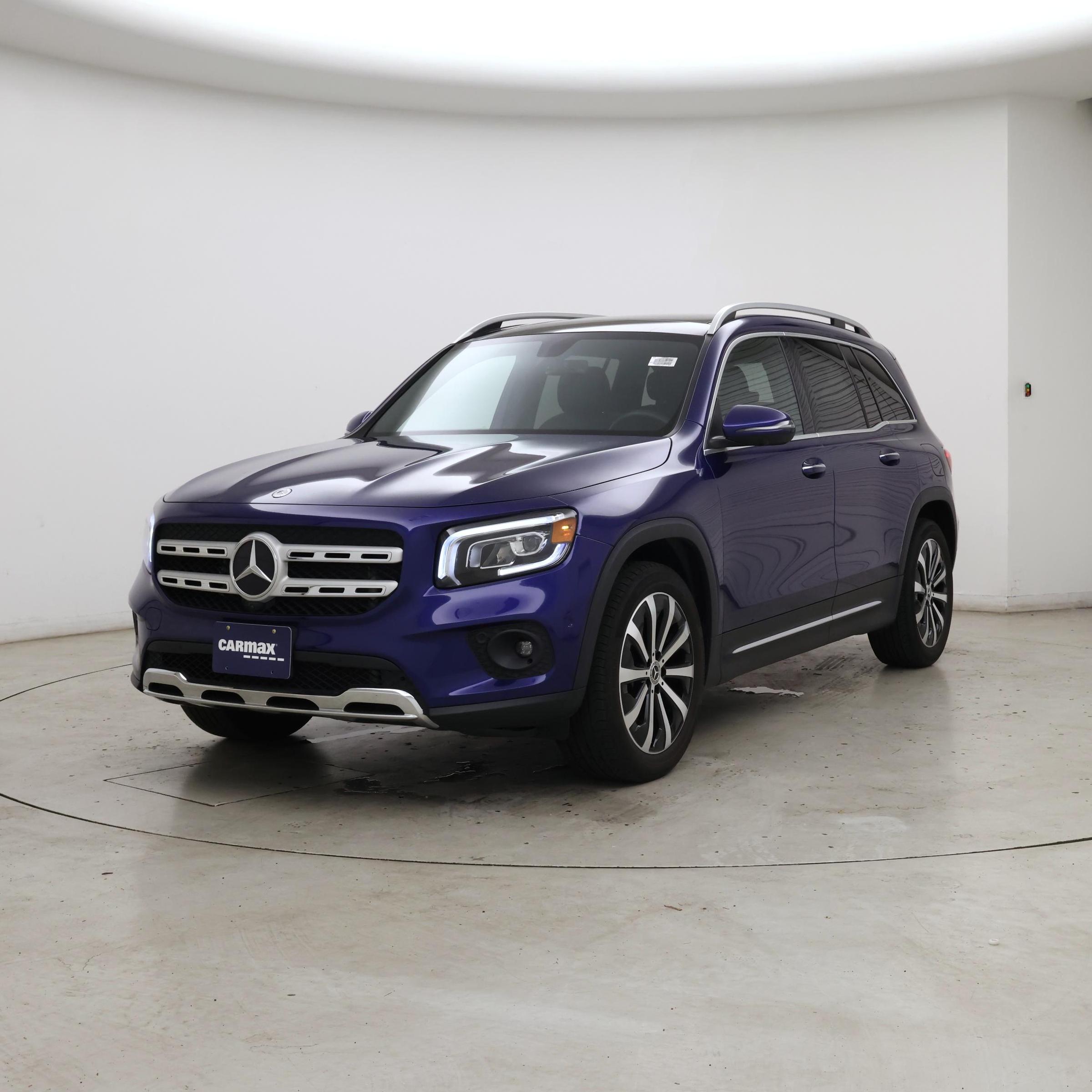 Thumbnail: 2023 Mercedes-Benz GLB - 4