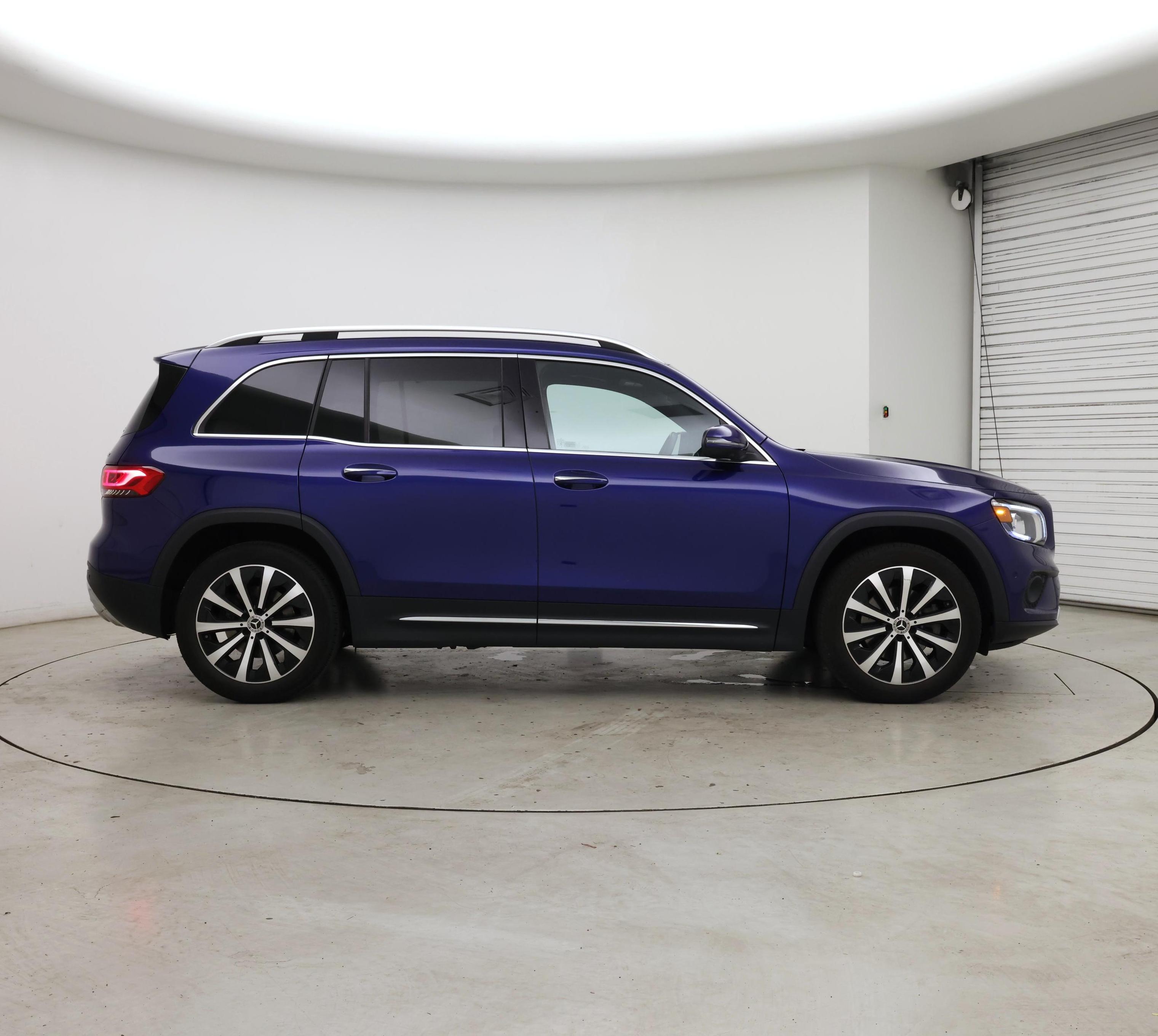 Thumbnail: 2023 Mercedes-Benz GLB - 7