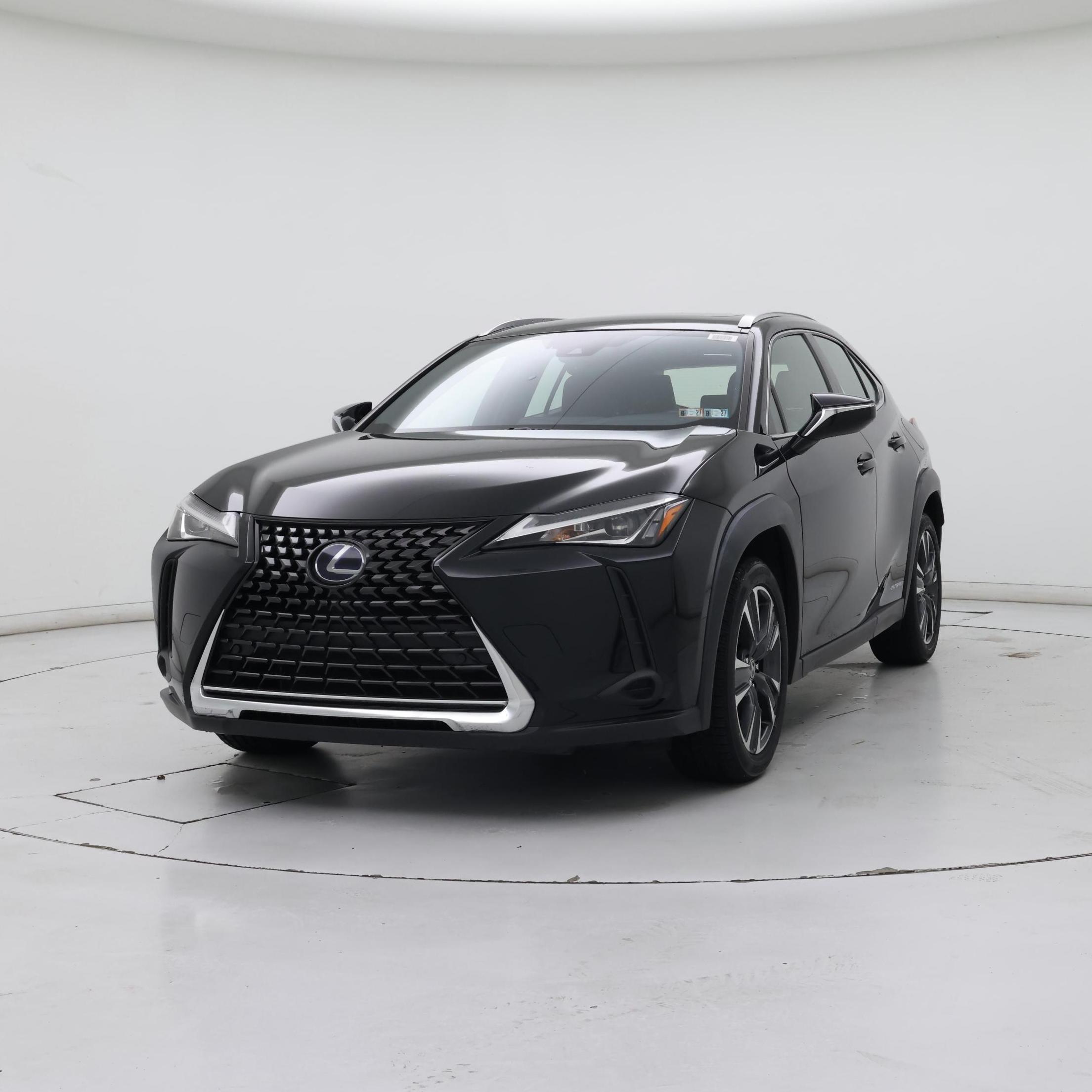Thumbnail: 2021 Lexus UX - 4