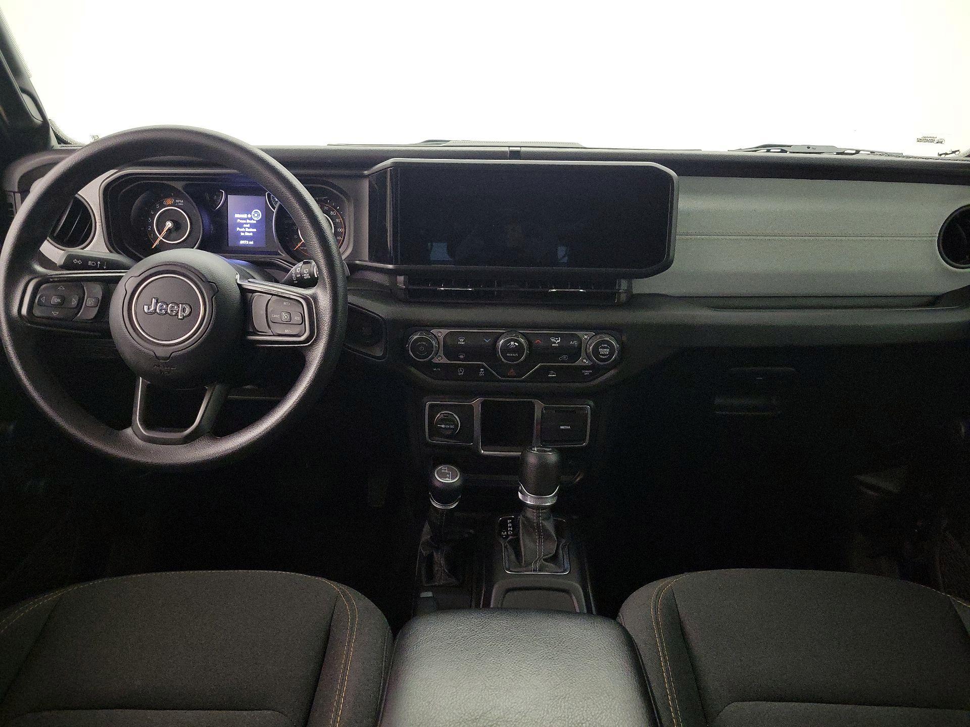 Thumbnail: 2024 Jeep Wrangler - 9