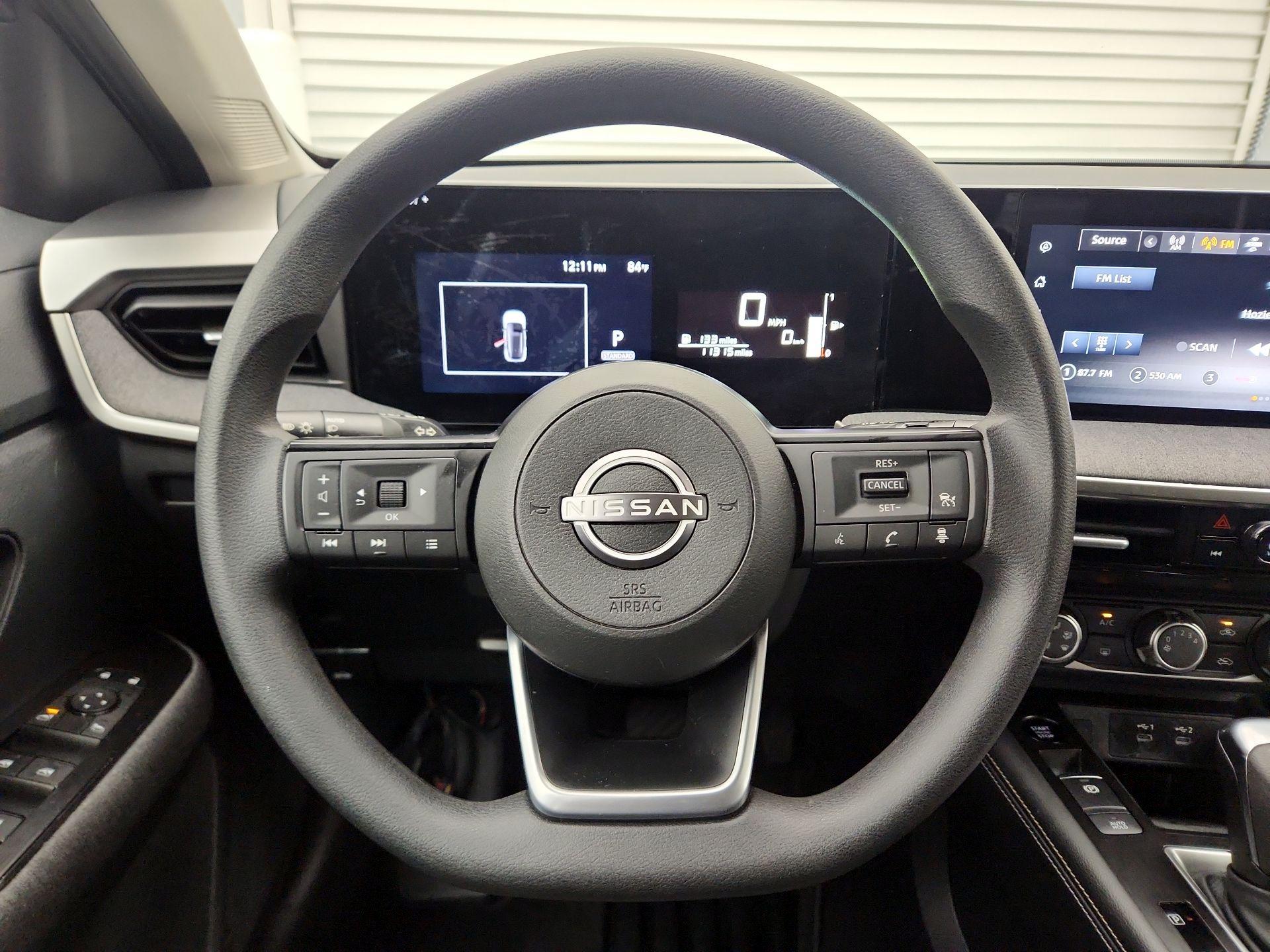 Thumbnail: 2025 Nissan Kicks - 10