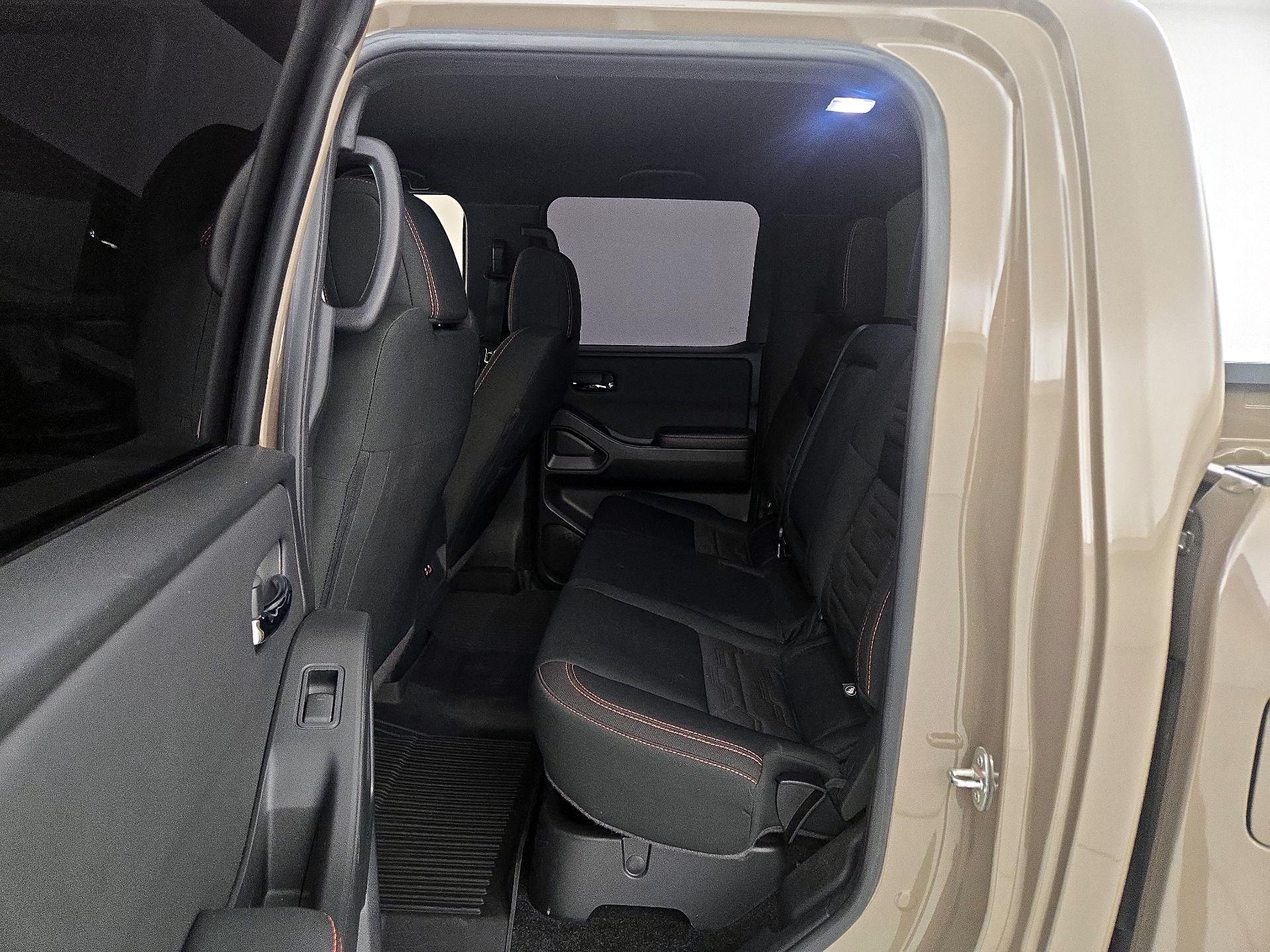 Thumbnail: 2024 Nissan Frontier - 20