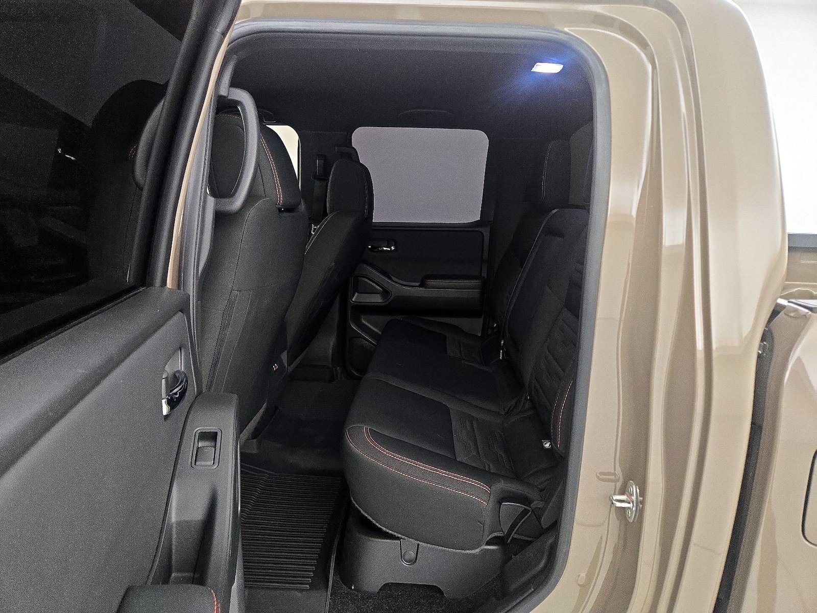 2024 Nissan Frontier PRO-4X - Photo 12