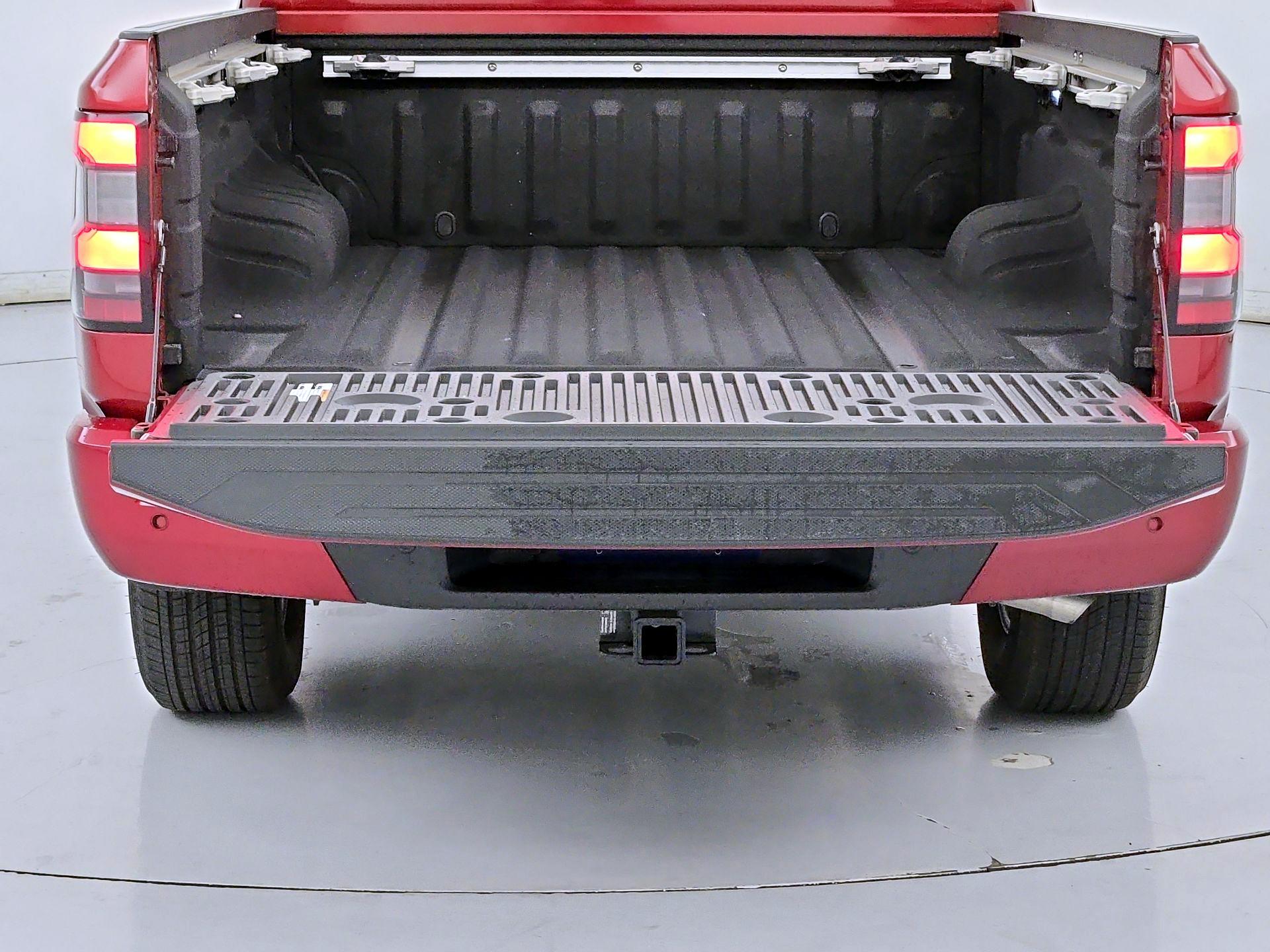 Thumbnail: 2024 Nissan Frontier - 20