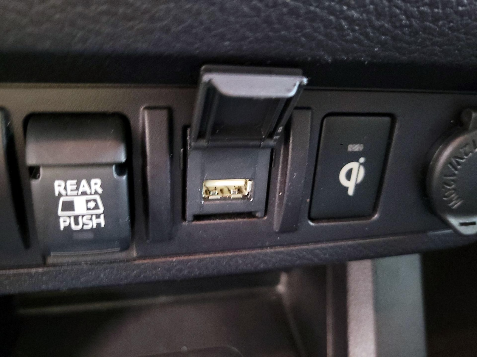 2021 Toyota Tacoma TRD Off Road - Photo 20