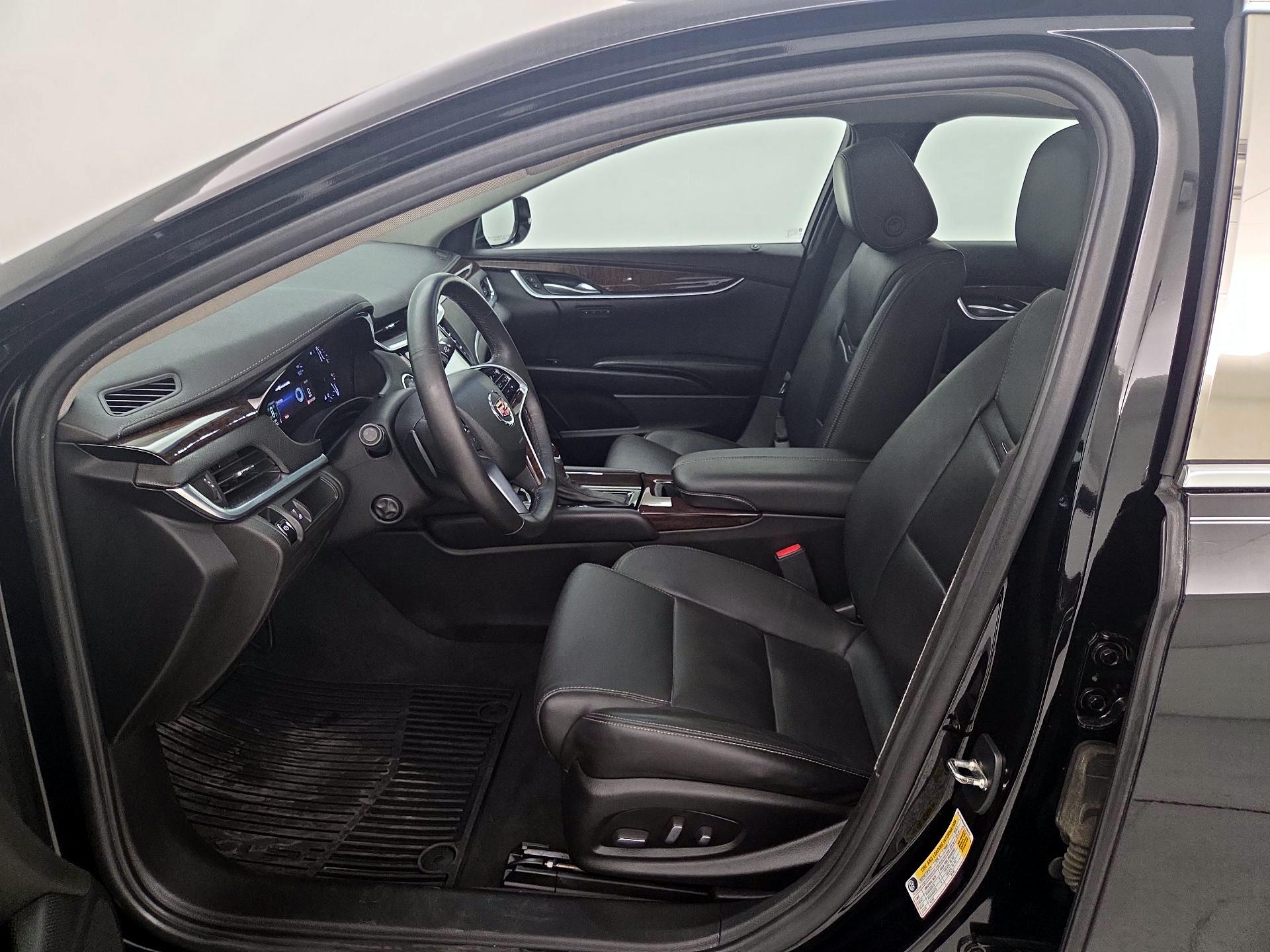 Thumbnail: 2015 Cadillac XTS - 11