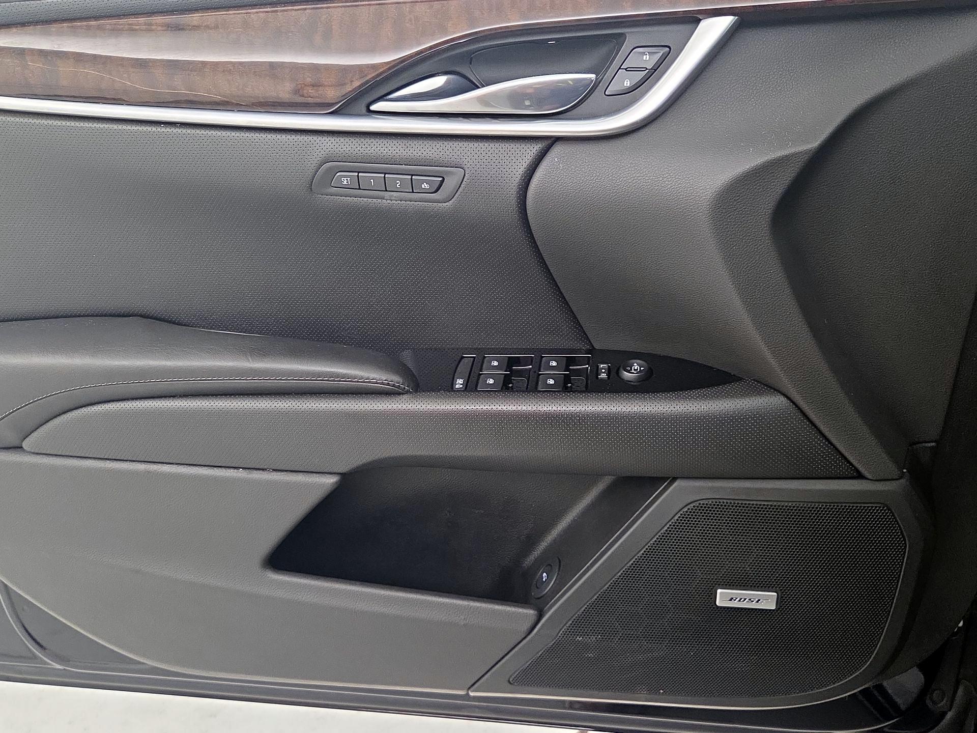 Thumbnail: 2015 Cadillac XTS - 12