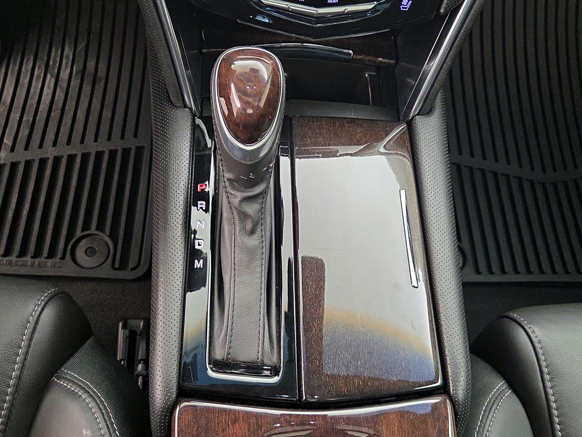 Thumbnail: 2015 Cadillac XTS - 18
