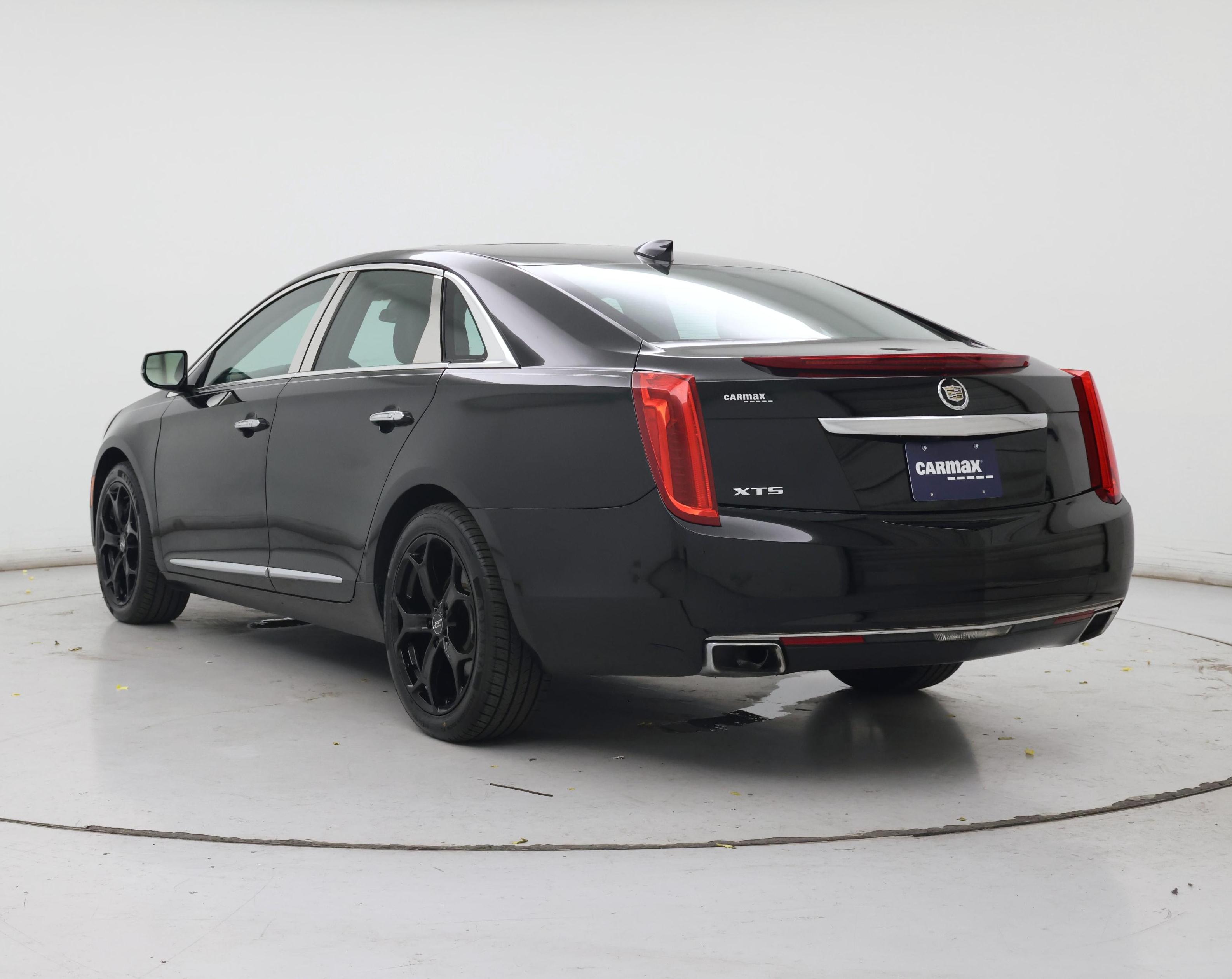 Thumbnail: 2015 Cadillac XTS - 2