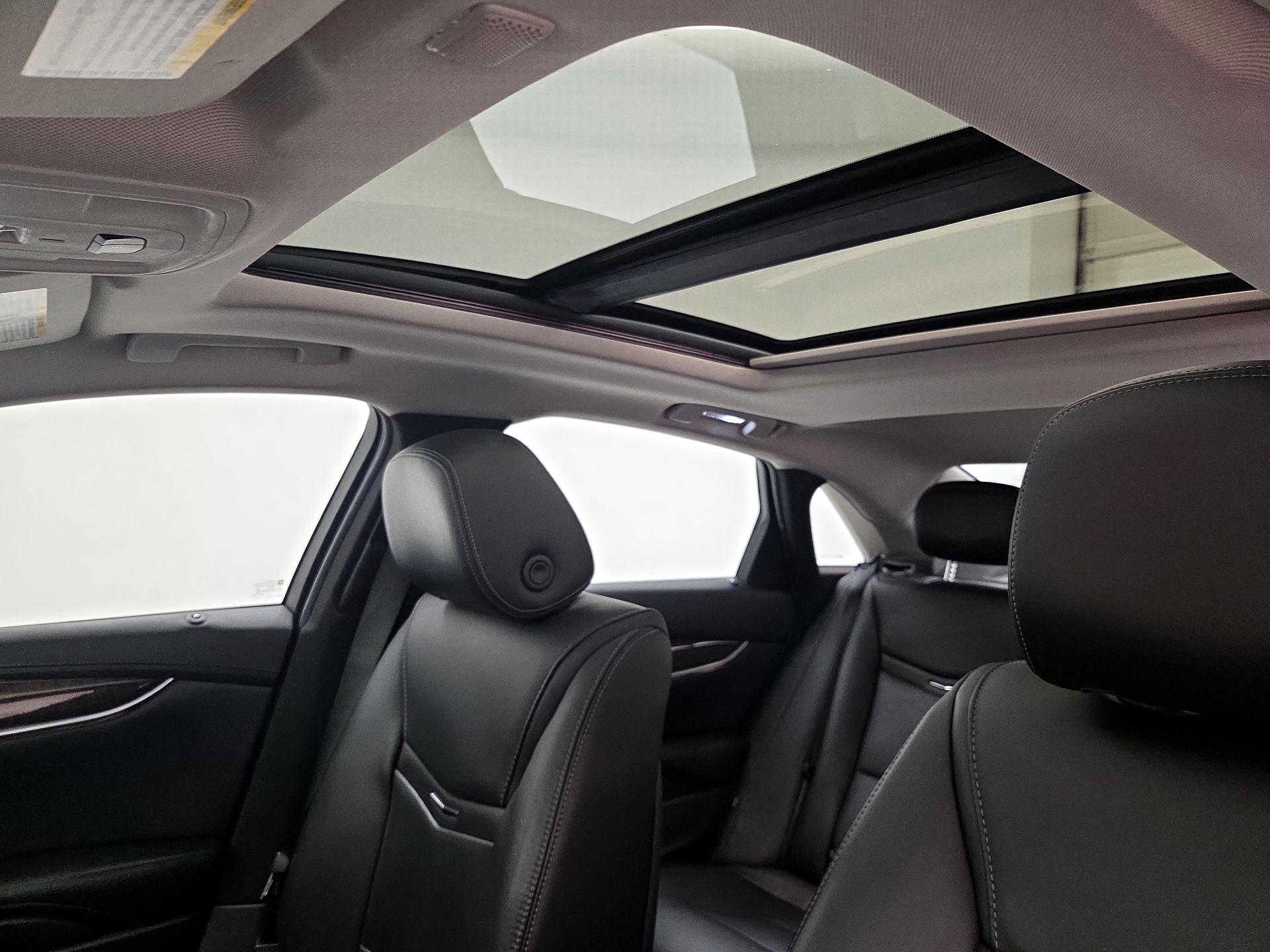 Thumbnail: 2015 Cadillac XTS - 20