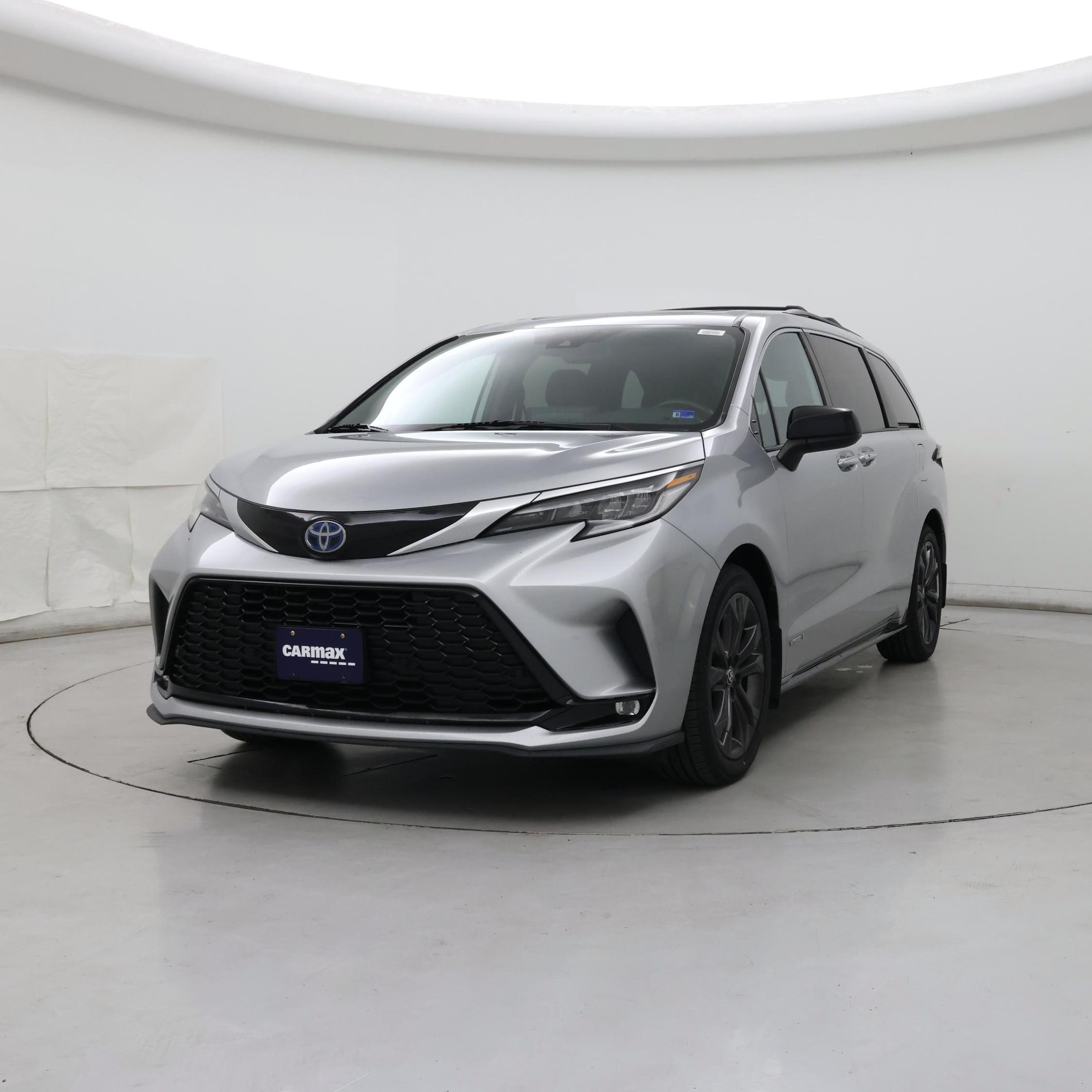 Thumbnail: 2021 Toyota Sienna - 4