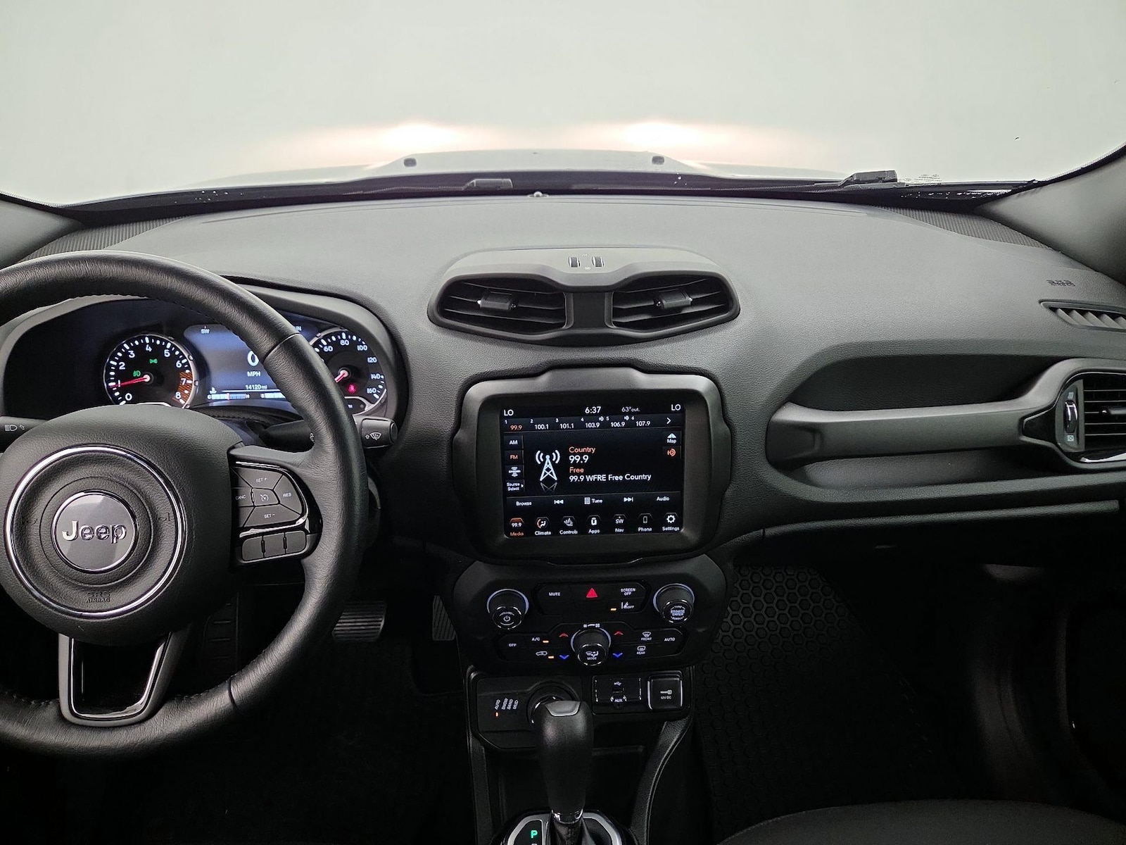 2022 Jeep Renegade Altitude - Photo 10