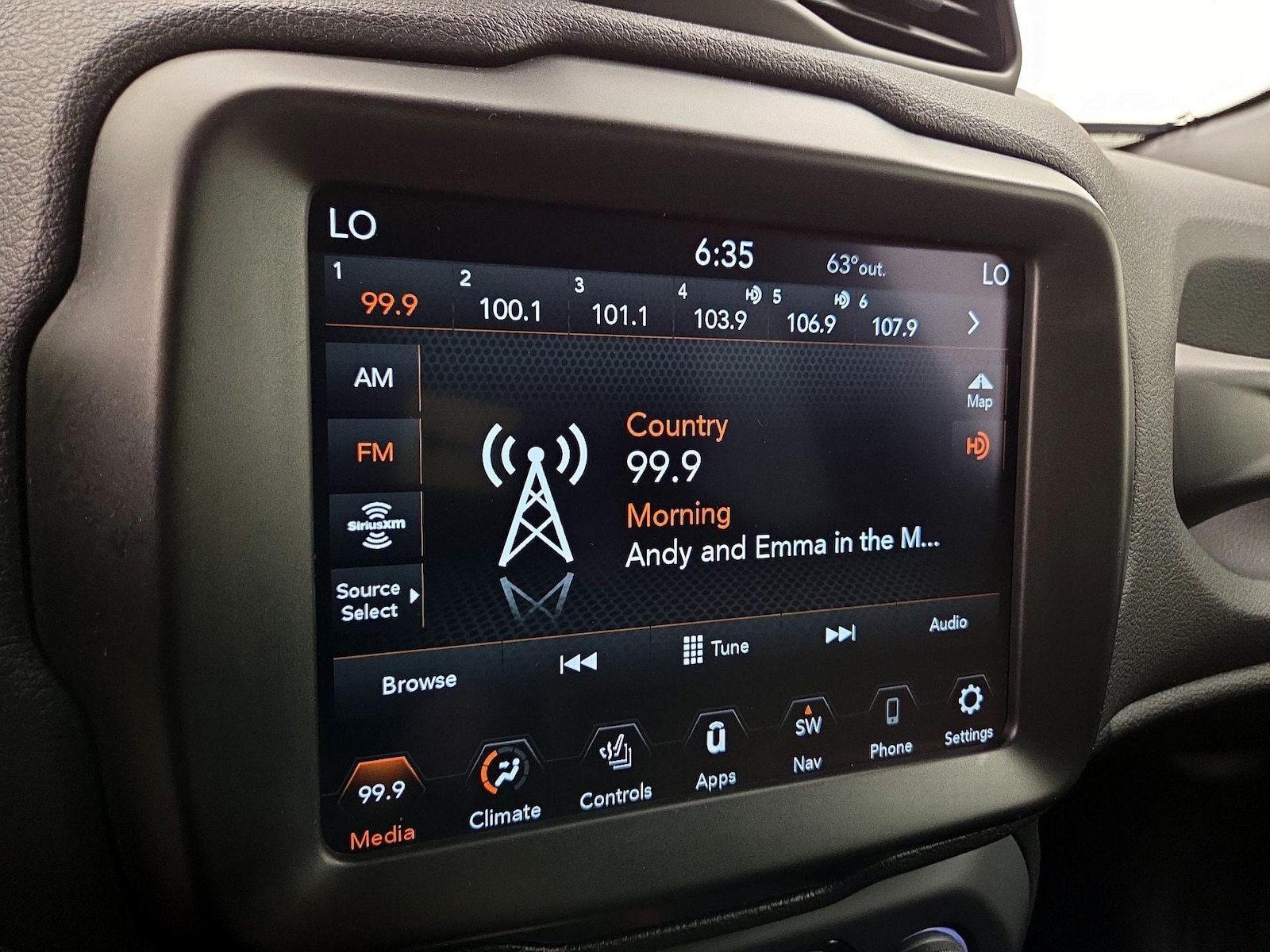 2022 Jeep Renegade Altitude - Photo 17
