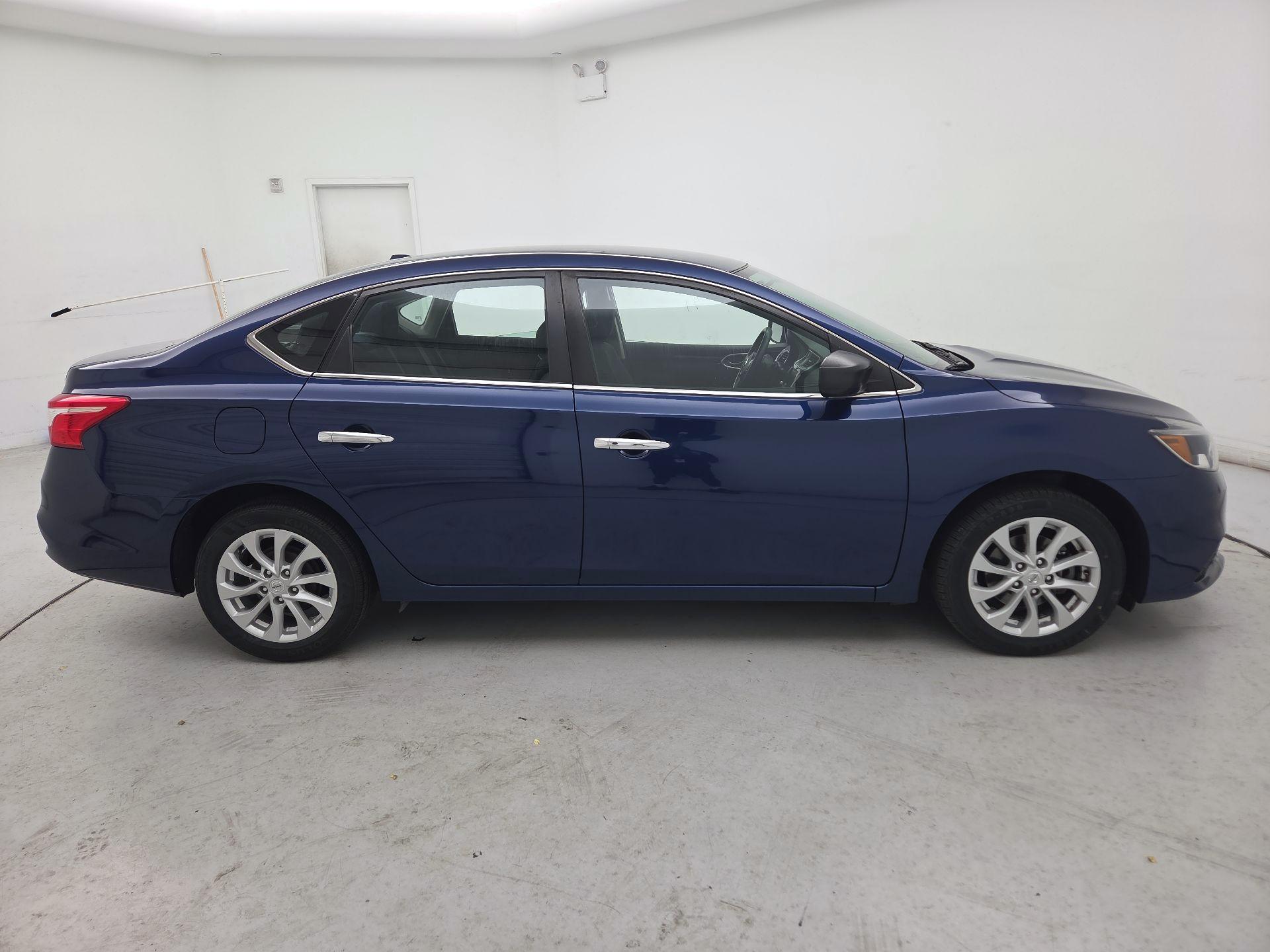 Thumbnail: 2019 Nissan Sentra - 4
