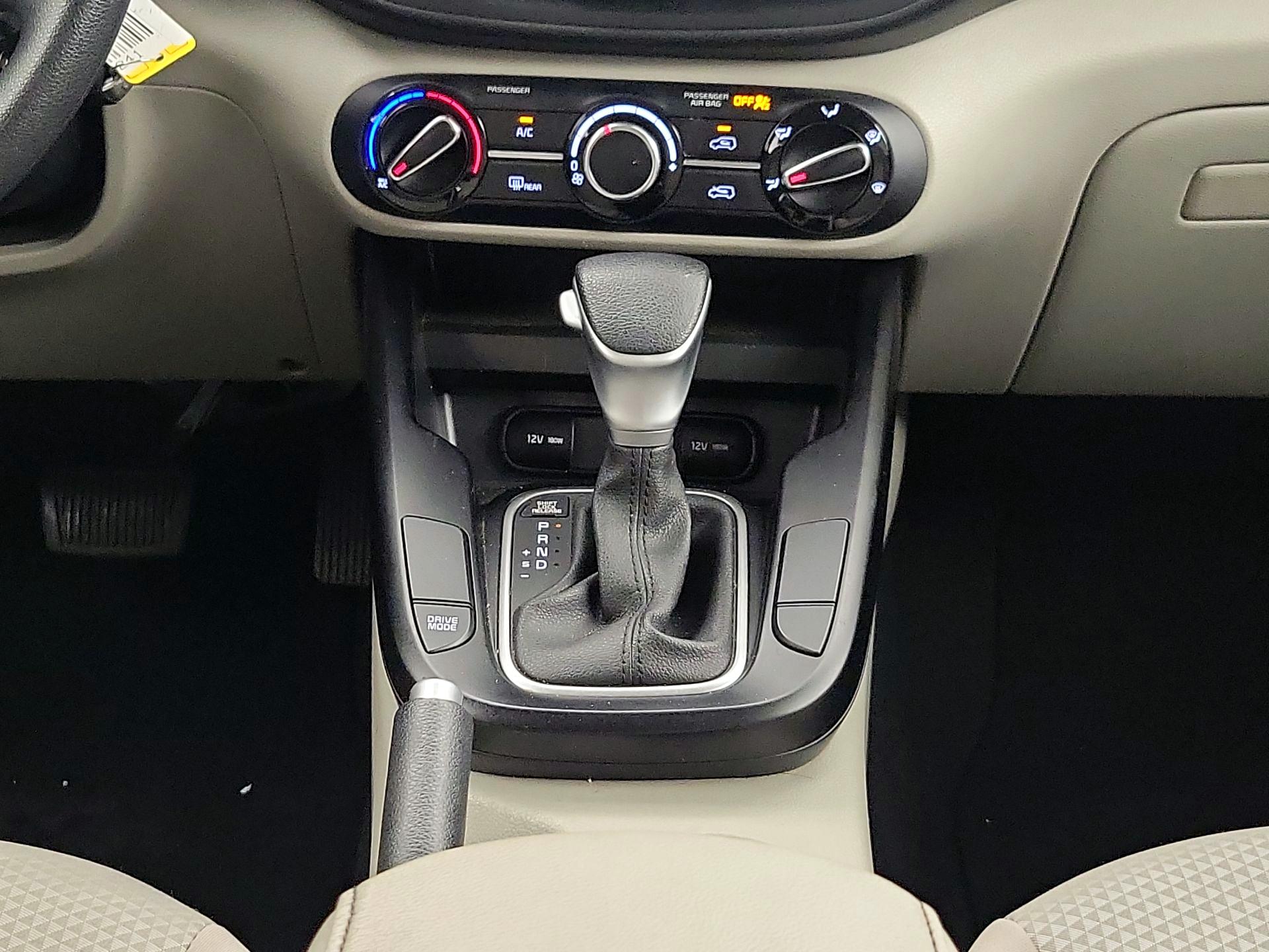 Thumbnail: 2023 Kia Soul - 17