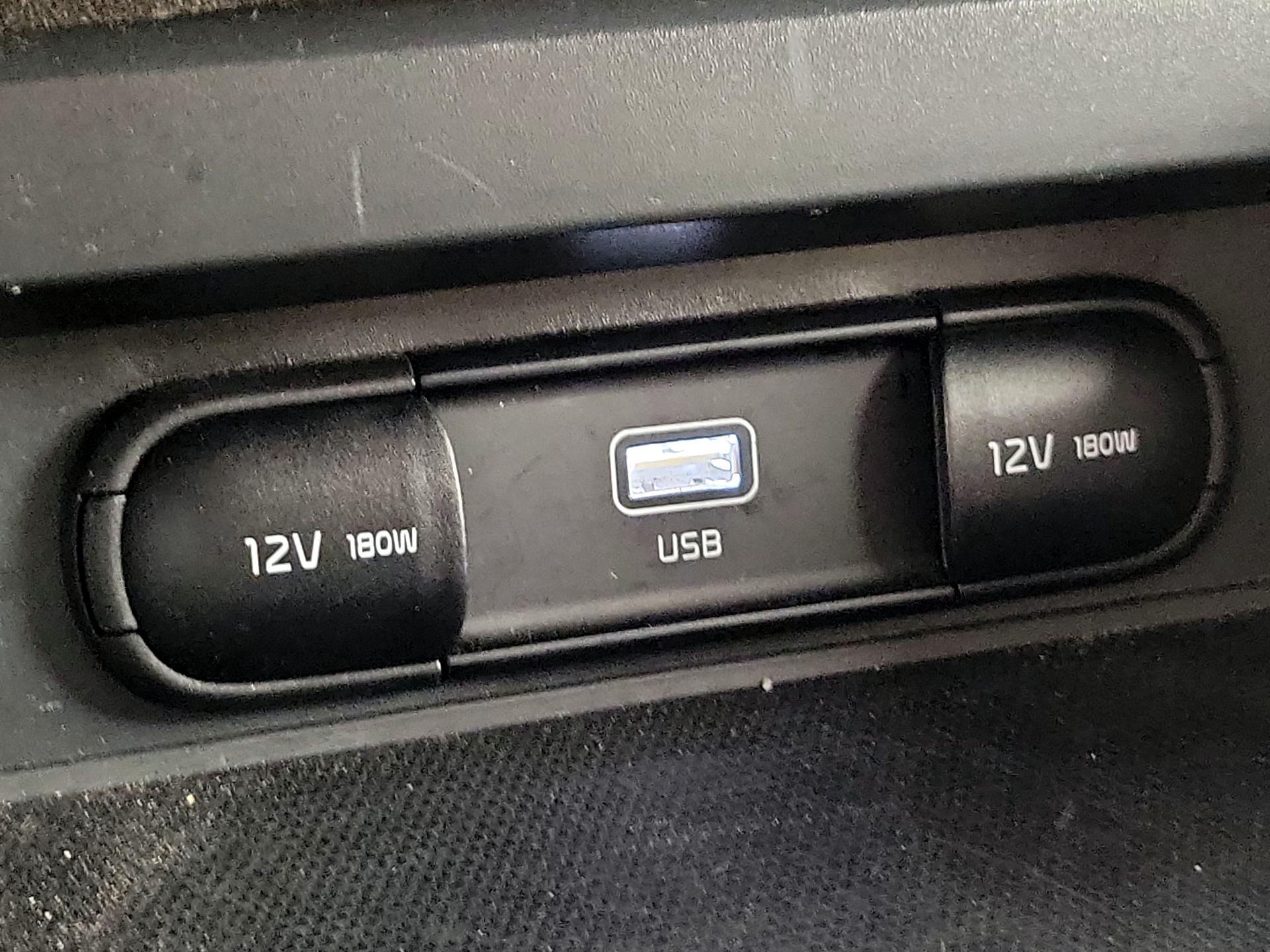 Thumbnail: 2023 Kia Soul - 18