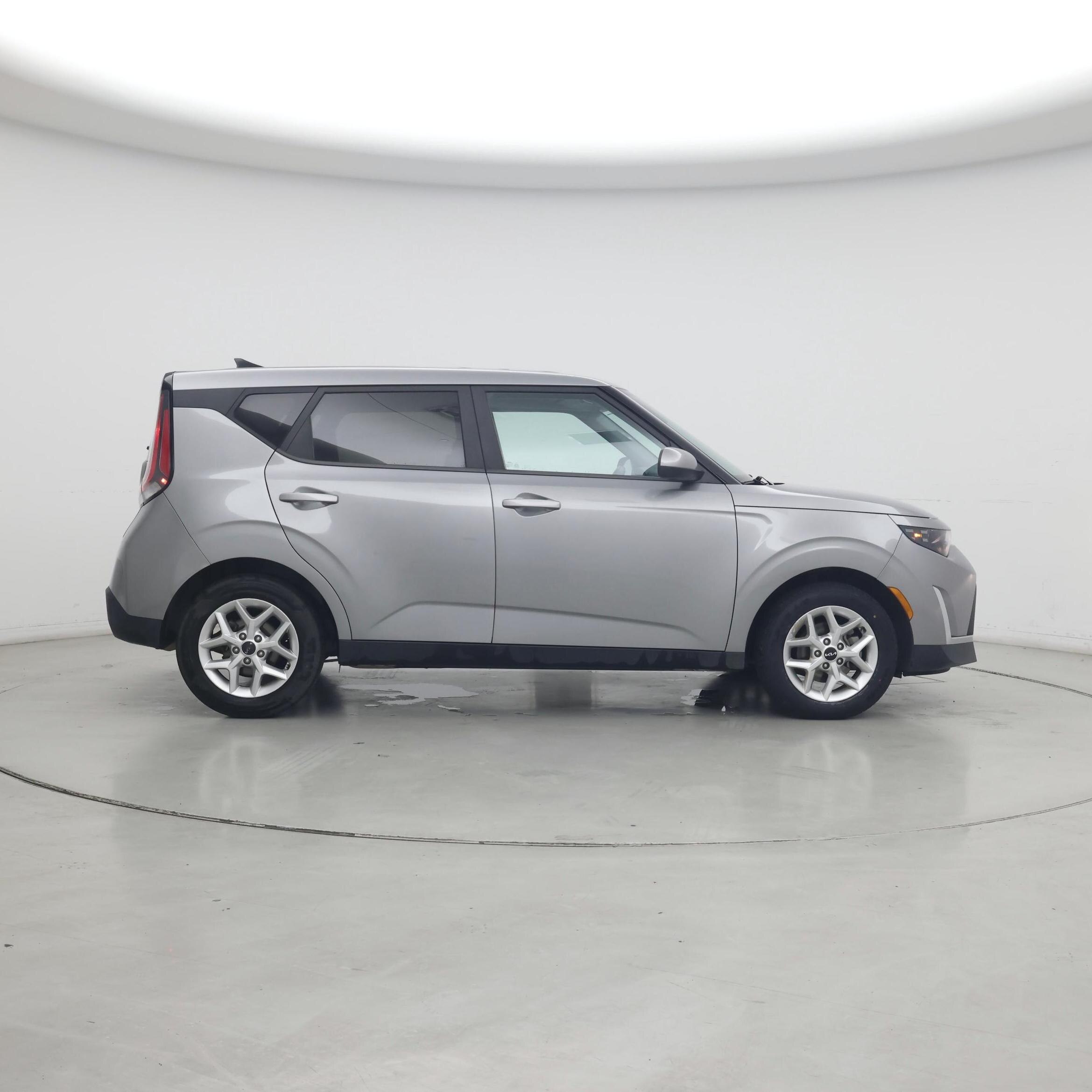 Thumbnail: 2023 Kia Soul - 7
