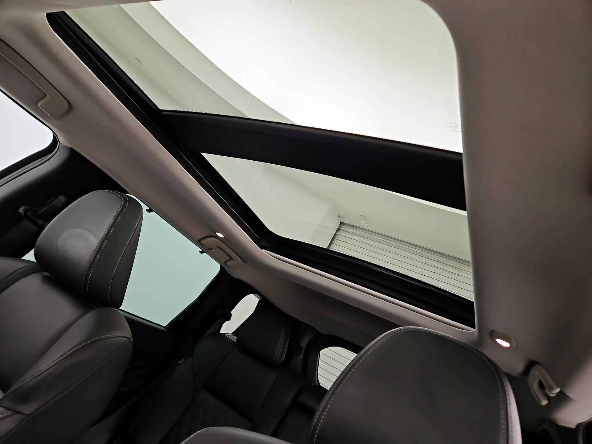 Thumbnail: 2023 Mitsubishi Outlander - 20