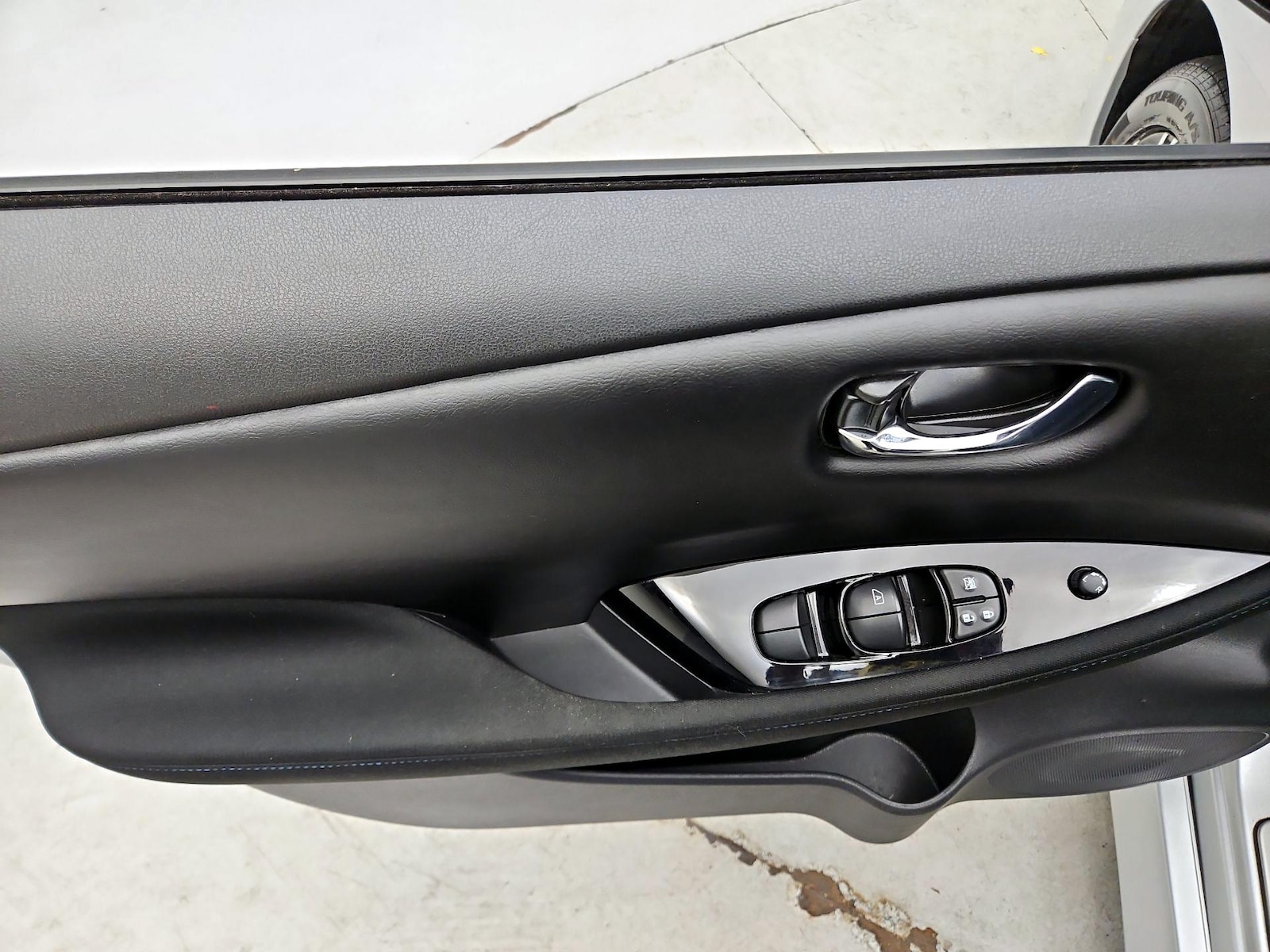 2024 Nissan LEAF SV PLUS - Photo 13