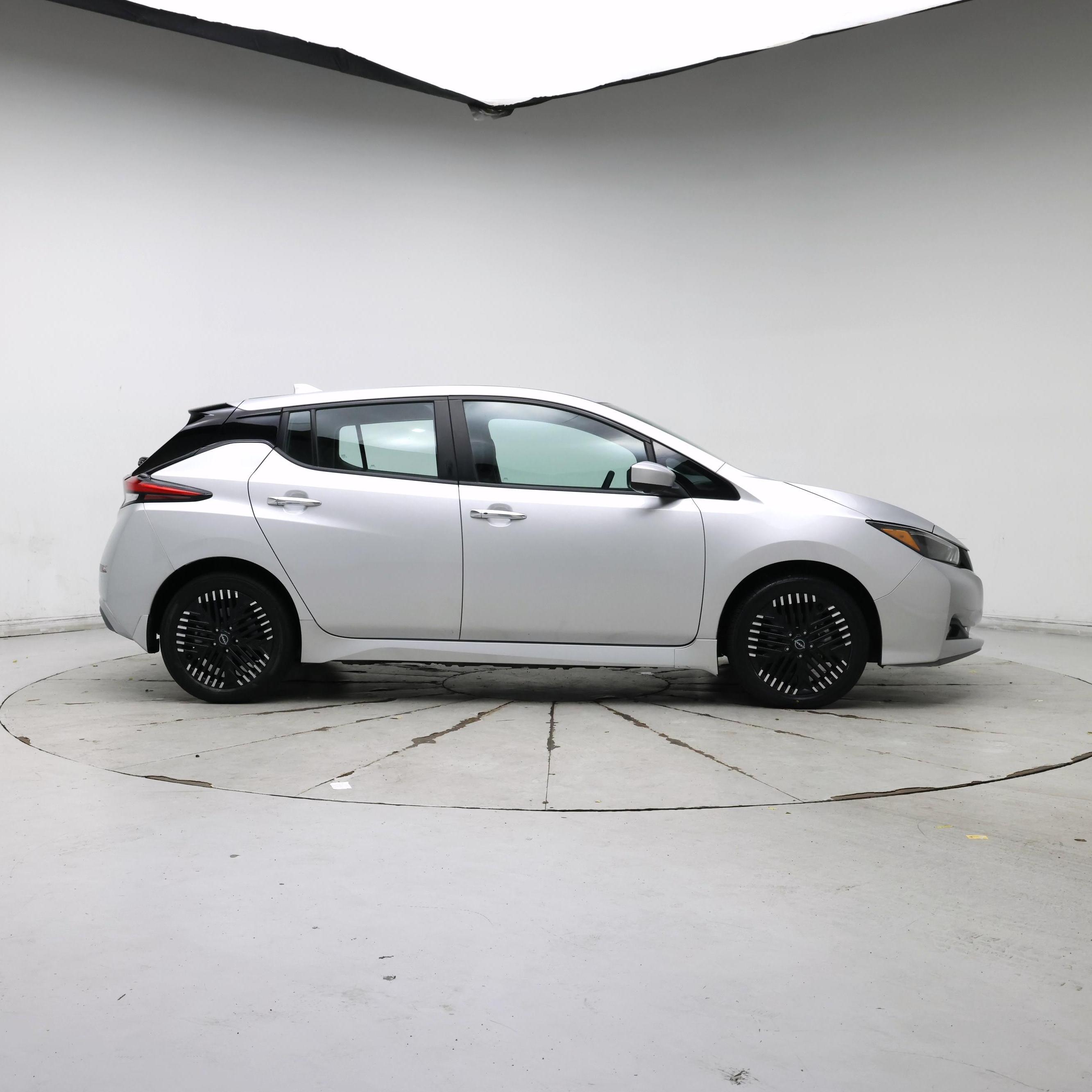 Thumbnail: 2024 Nissan Leaf - 7
