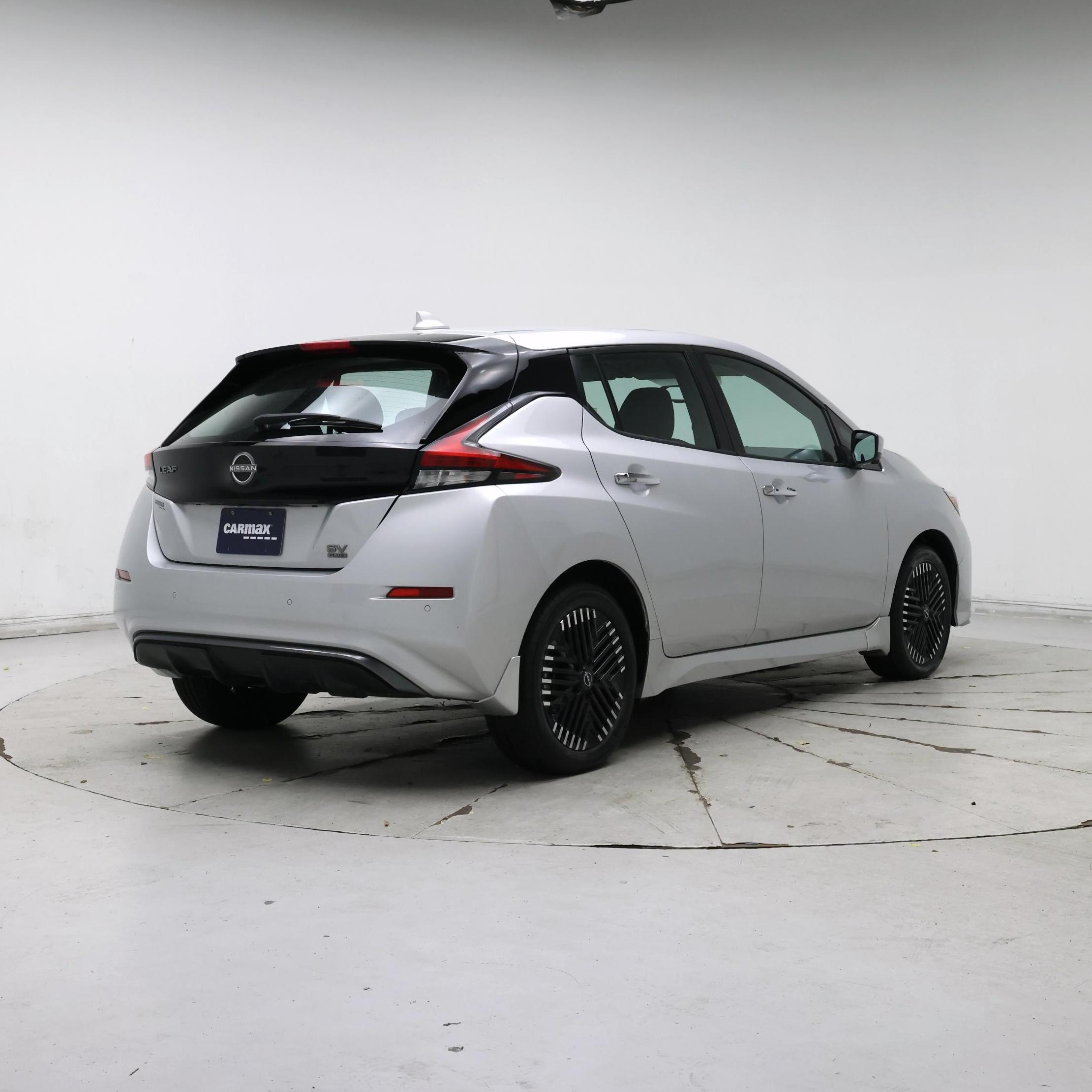 Thumbnail: 2024 Nissan Leaf - 8