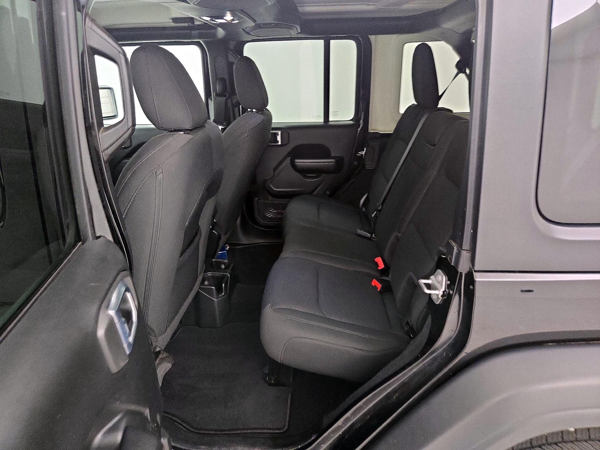 Thumbnail: 2021 Jeep Wrangler - 19