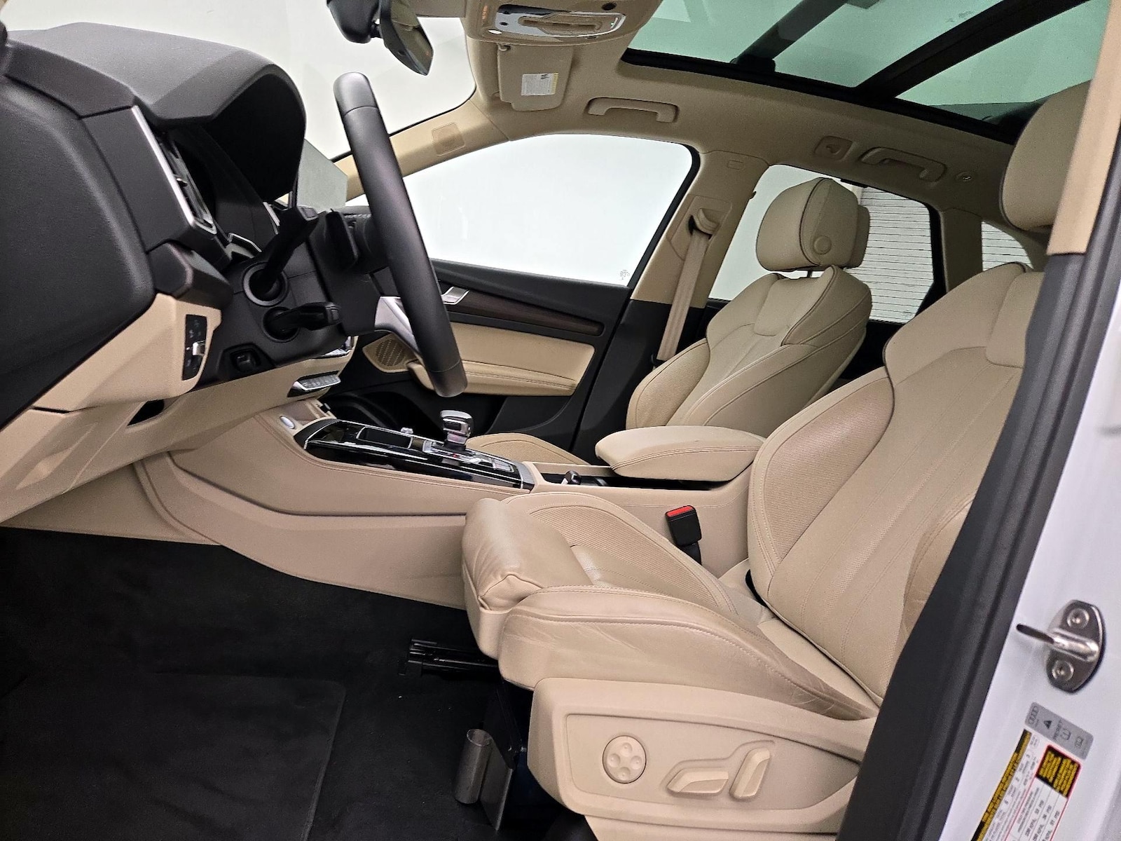 2023 Audi Q5 Premium Plus - Photo 12