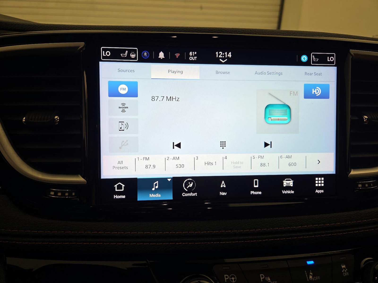 2023 Chrysler Pacifica Hybrid Pinnacle - Photo 15