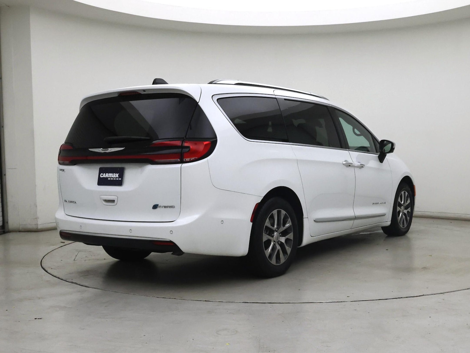 2023 Chrysler Pacifica Hybrid Pinnacle - Photo 9