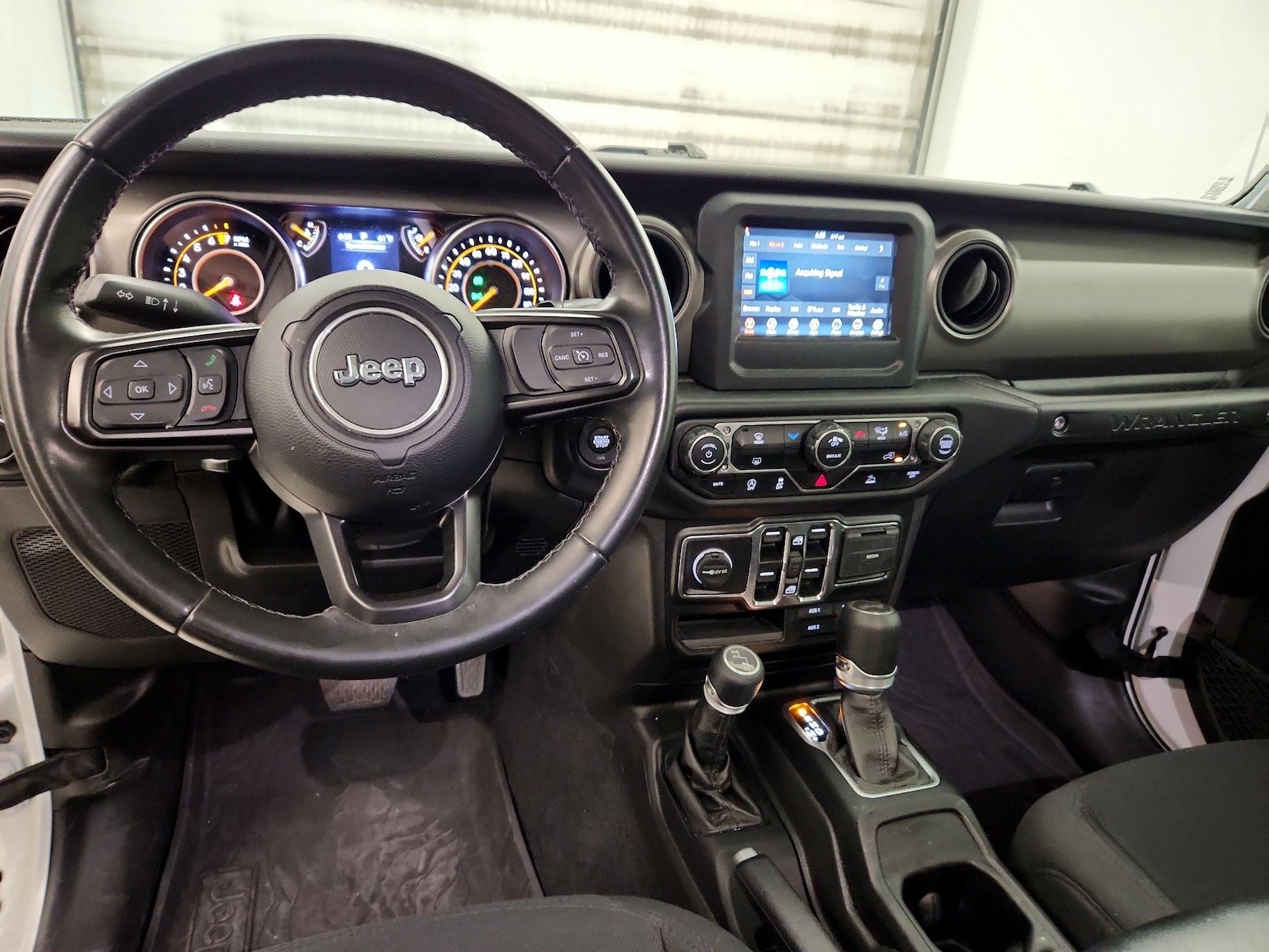 2022 Jeep Wrangler Unlimited Willys - Photo 10