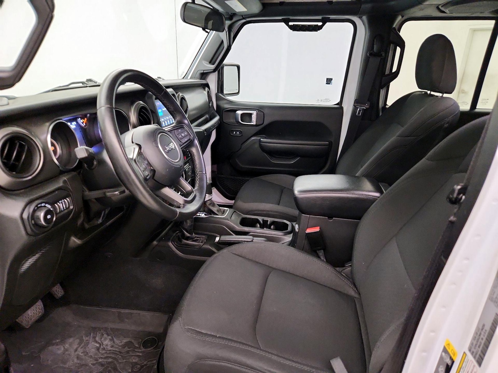 2022 Jeep Wrangler Unlimited Willys - Photo 12