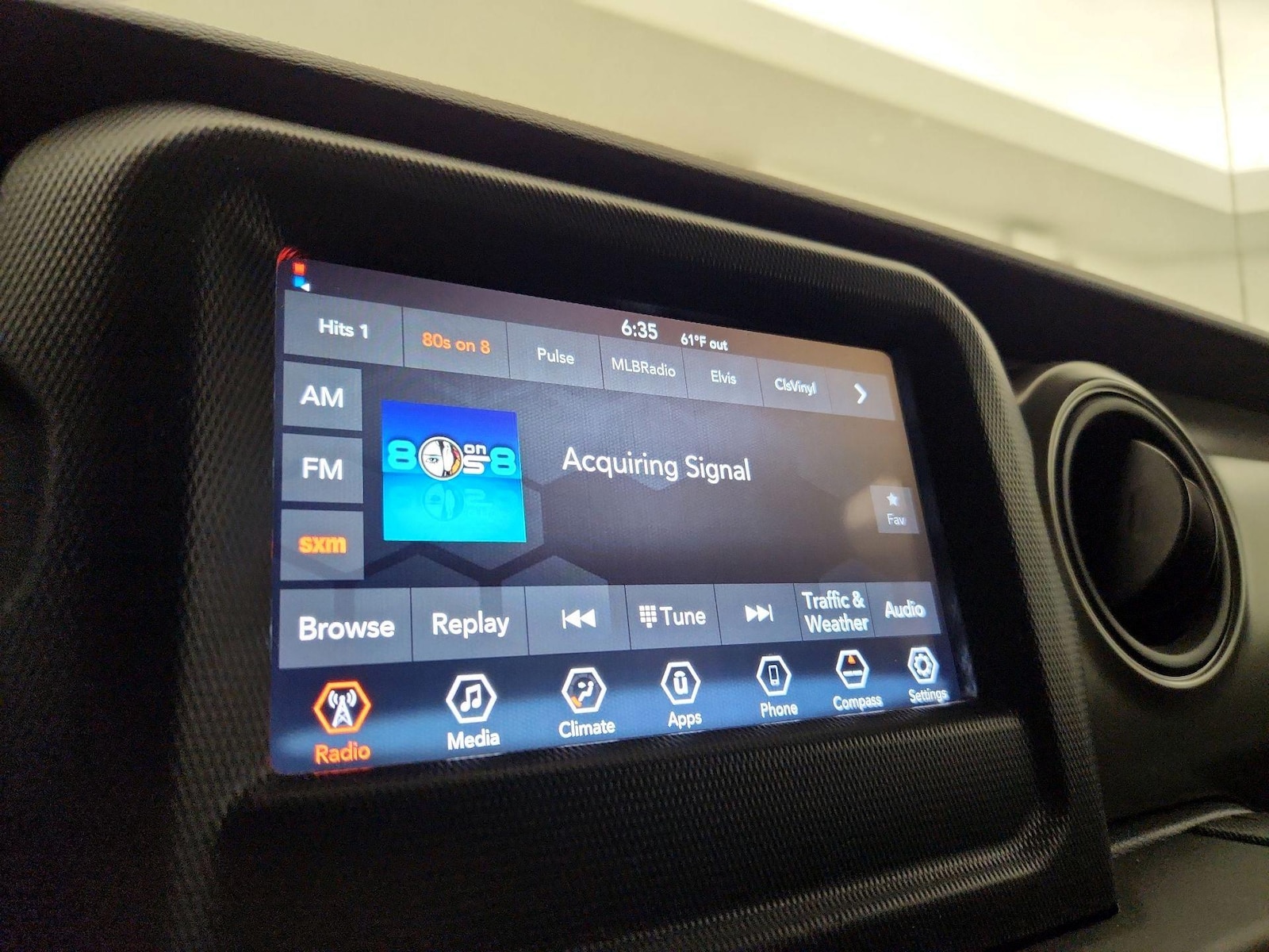 2022 Jeep Wrangler Unlimited Willys - Photo 16
