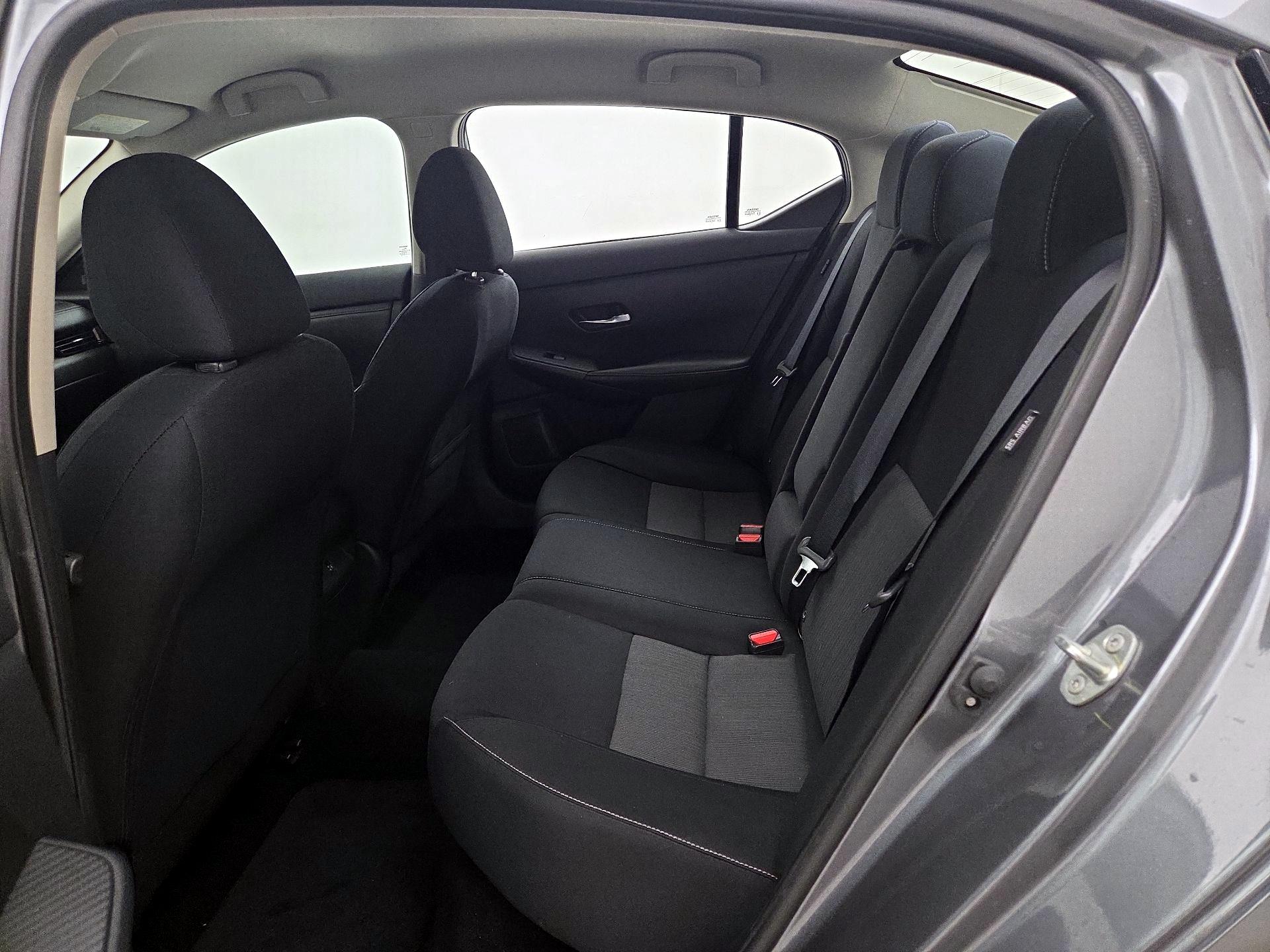 Thumbnail: 2021 Nissan Sentra - 17
