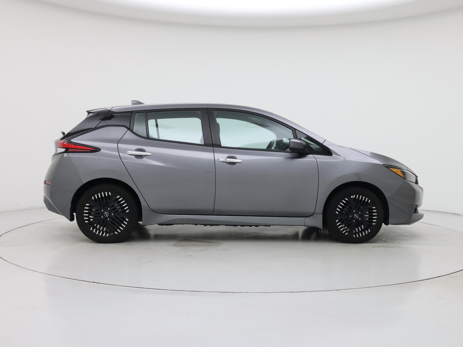 2024 Nissan LEAF SV PLUS - Photo 8