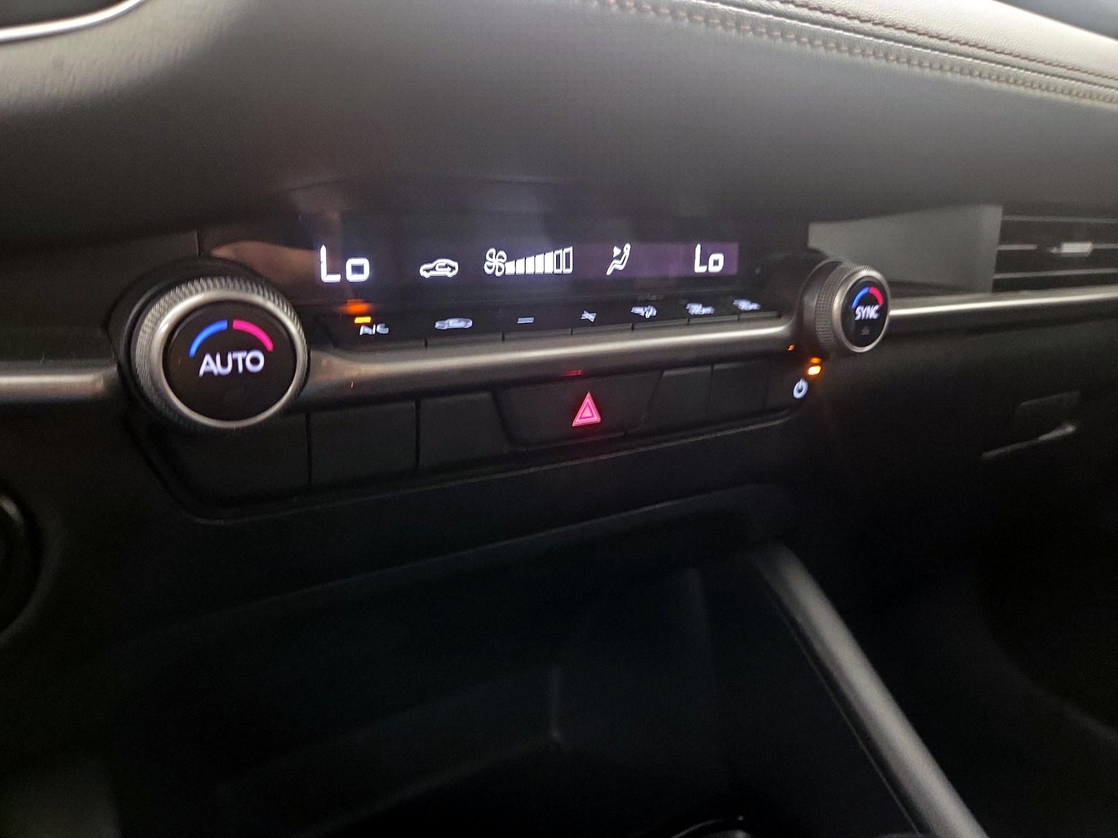 2024 Mazda Mazda3 Select Sport - Photo 18
